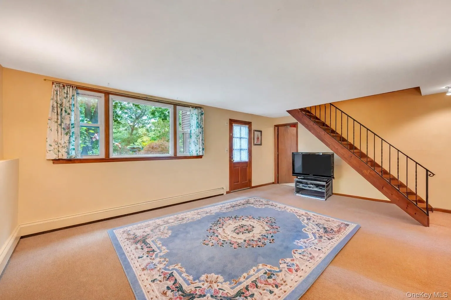 50 Soundview Drive, Smithtown, NY, 3 Bedrooms Bedrooms, 8 Rooms Rooms,3 BathroomsBathrooms,Residential,For Rent,Soundview,0,992501 50 Soundview Drive, Smithtown, NY, 3 Bedrooms Bedrooms, 8 Rooms Rooms,3 BathroomsBathrooms,Residential,For Rent,Soundview,0,992501