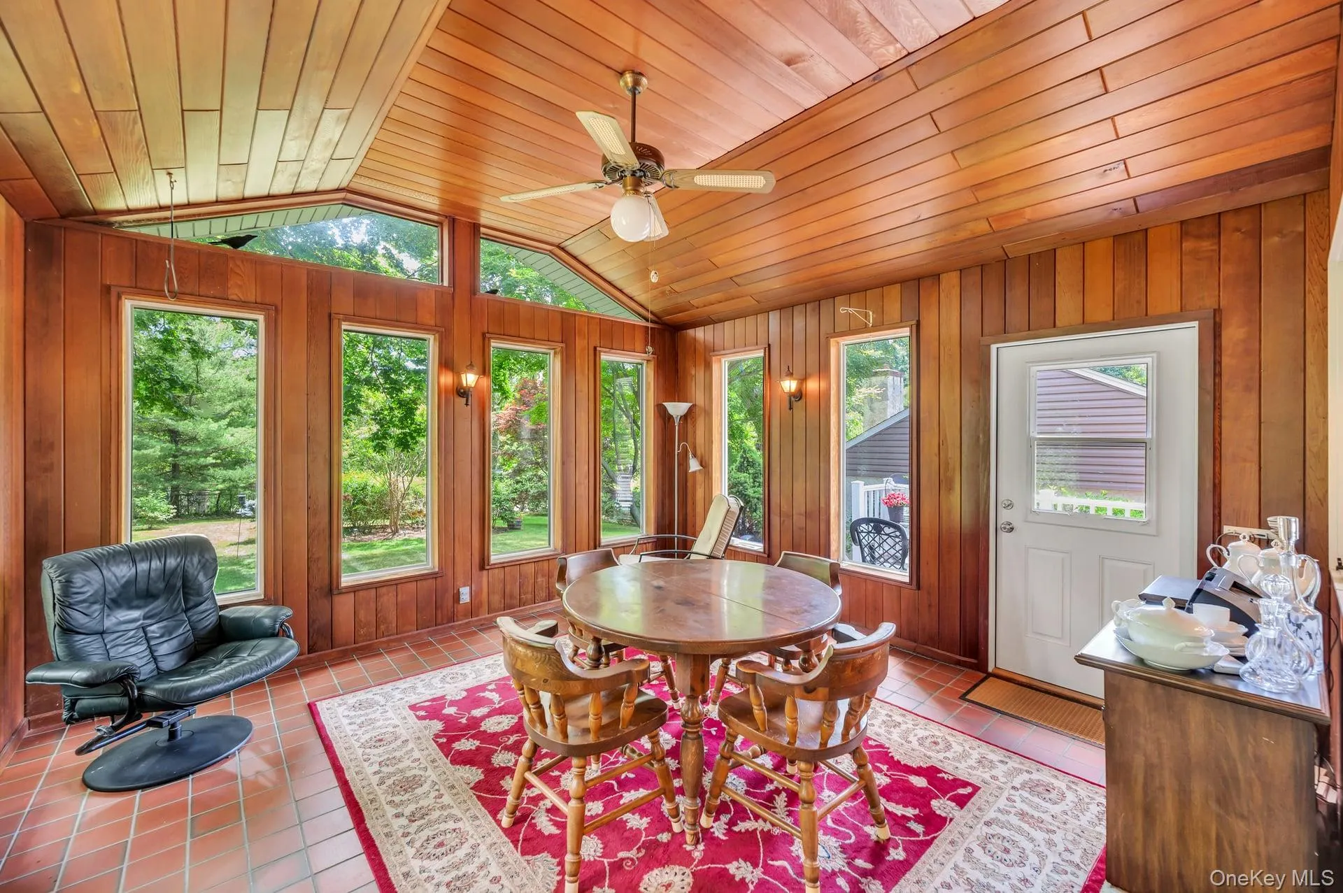 50 Soundview Drive, Smithtown, NY, 3 Bedrooms Bedrooms, 8 Rooms Rooms,3 BathroomsBathrooms,Residential,For Rent,Soundview,0,992501 50 Soundview Drive, Smithtown, NY, 3 Bedrooms Bedrooms, 8 Rooms Rooms,3 BathroomsBathrooms,Residential,For Rent,Soundview,0,992501