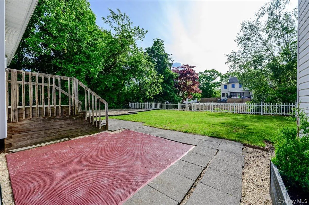 40 Deforest Avenue, Islip, NY, 4 Bedrooms Bedrooms, 10 Rooms Rooms,3 BathroomsBathrooms,Residential,For Rent,Deforest,0,992509 40 Deforest Avenue, Islip, NY, 4 Bedrooms Bedrooms, 10 Rooms Rooms,3 BathroomsBathrooms,Residential,For Rent,Deforest,0,992509