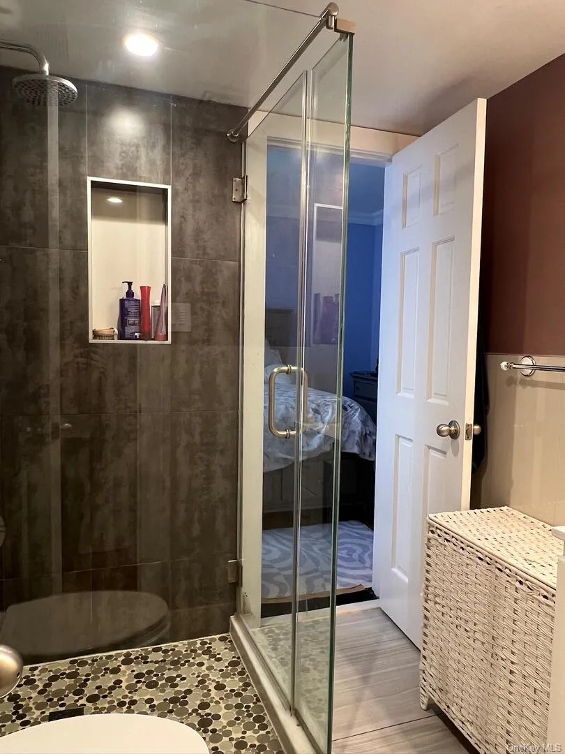 21520 43rd Avenue, New York, NY, 4 Bedrooms Bedrooms, 7 Rooms Rooms,2 BathroomsBathrooms,Residential Lease,For Rent,43rd,0,992511 21520 43rd Avenue, New York, NY, 4 Bedrooms Bedrooms, 7 Rooms Rooms,2 BathroomsBathrooms,Residential Lease,For Rent,43rd,0,992511