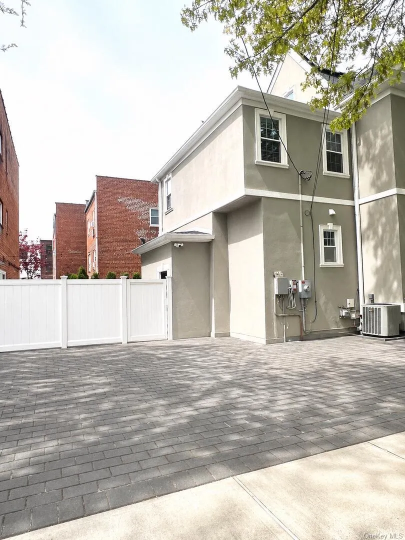 21520 43rd Avenue, New York, NY, 4 Bedrooms Bedrooms, 7 Rooms Rooms,2 BathroomsBathrooms,Residential Lease,For Rent,43rd,0,992511 21520 43rd Avenue, New York, NY, 4 Bedrooms Bedrooms, 7 Rooms Rooms,2 BathroomsBathrooms,Residential Lease,For Rent,43rd,0,992511