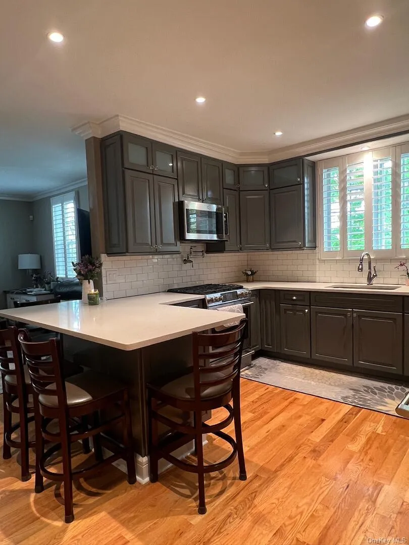 21520 43rd Avenue, New York, NY, 4 Bedrooms Bedrooms, 7 Rooms Rooms,2 BathroomsBathrooms,Residential Lease,For Rent,43rd,0,992511 21520 43rd Avenue, New York, NY, 4 Bedrooms Bedrooms, 7 Rooms Rooms,2 BathroomsBathrooms,Residential Lease,For Rent,43rd,0,992511