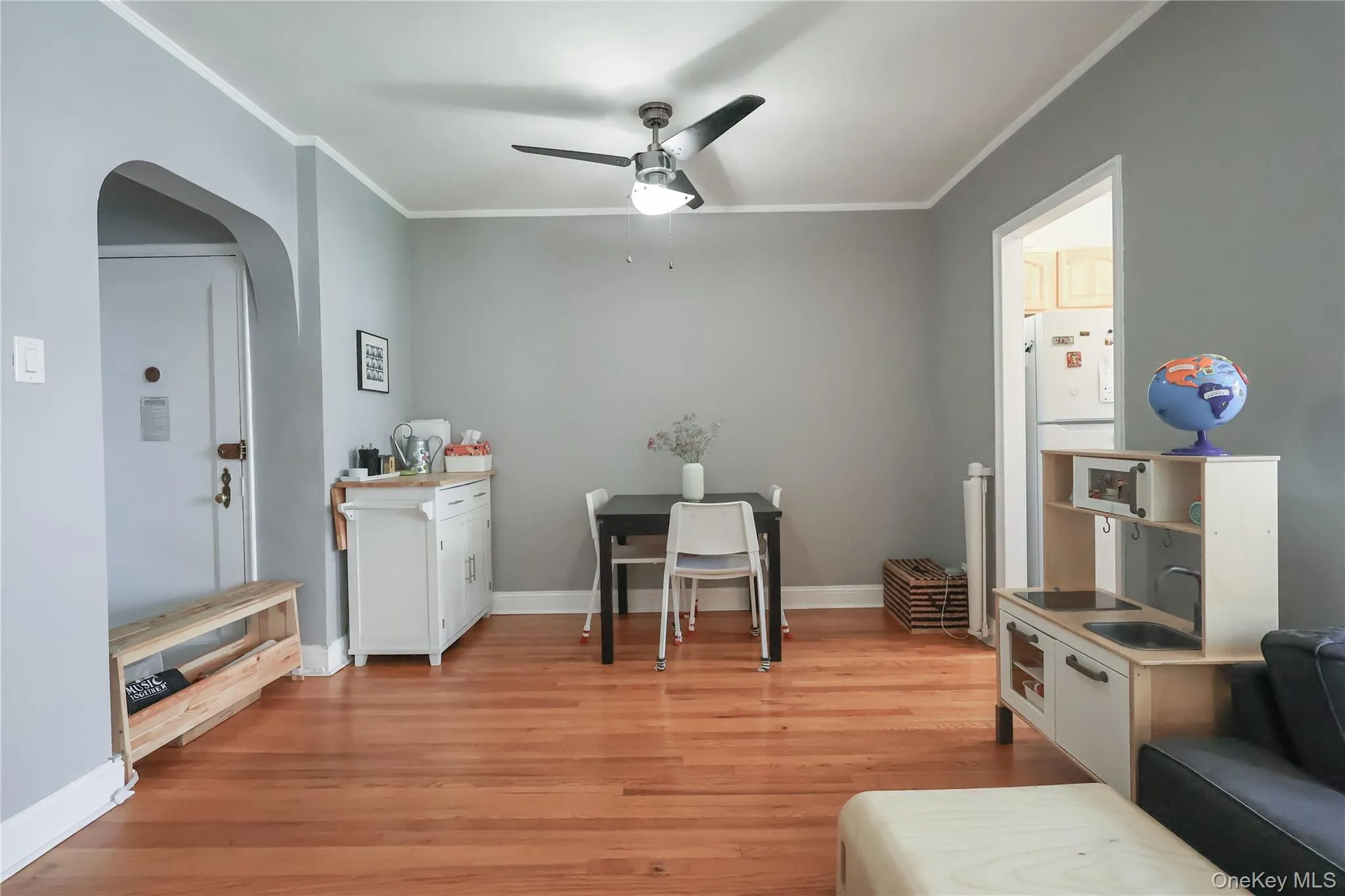 63-61 99th Street, New York, NY, 1 Bedroom Bedrooms, 3 Rooms Rooms,1 BathroomBathrooms,Residential,For Rent,99th,0,992513 63-61 99th Street, New York, NY, 1 Bedroom Bedrooms, 3 Rooms Rooms,1 BathroomBathrooms,Residential,For Rent,99th,0,992513