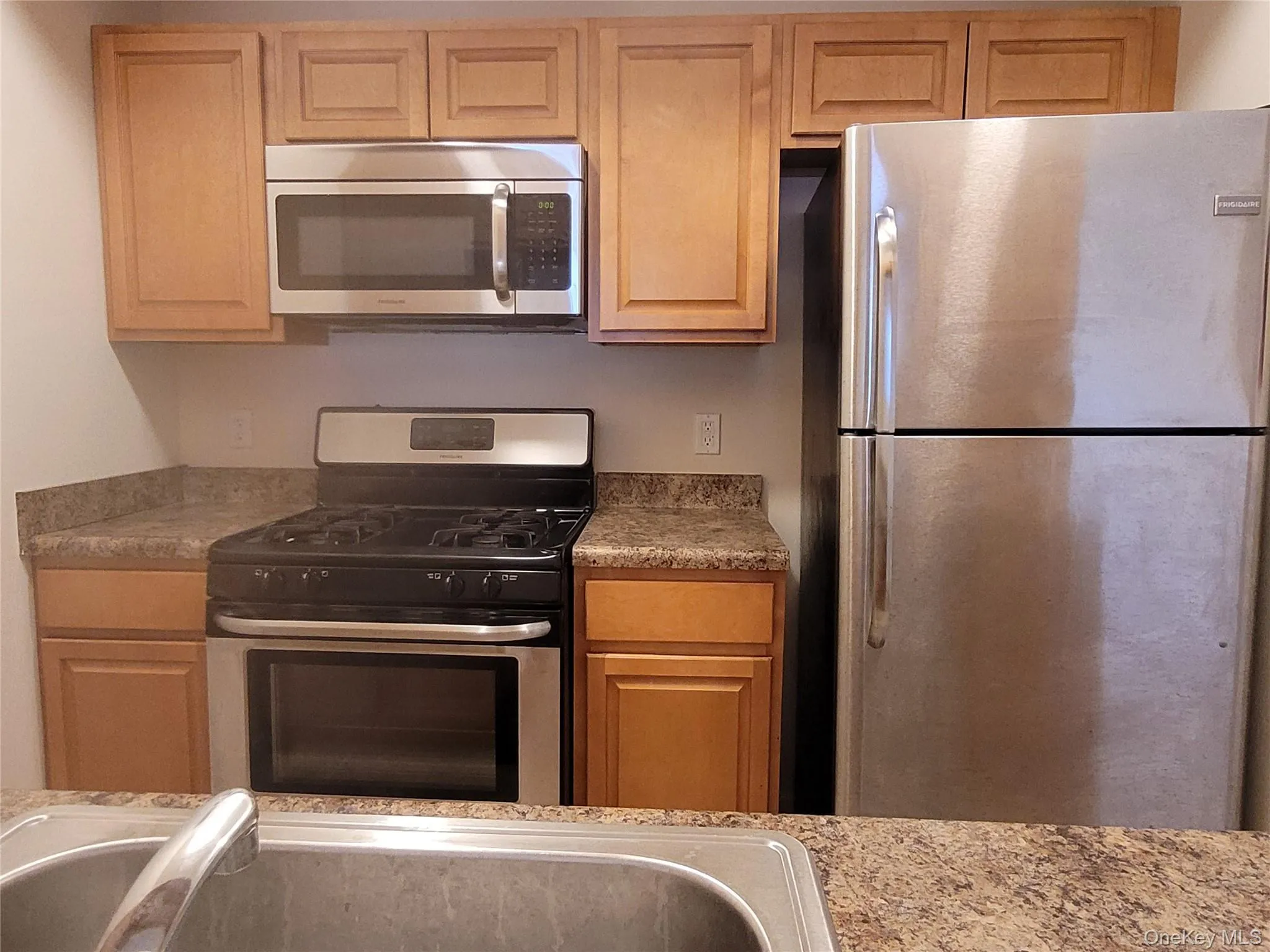 260 Ruth Court, Middletown, NY, 2 Bedrooms Bedrooms, 6 Rooms Rooms,2 BathroomsBathrooms,Residential Lease,For Rent,Ruth,0,992514 260 Ruth Court, Middletown, NY, 2 Bedrooms Bedrooms, 6 Rooms Rooms,2 BathroomsBathrooms,Residential Lease,For Rent,Ruth,0,992514