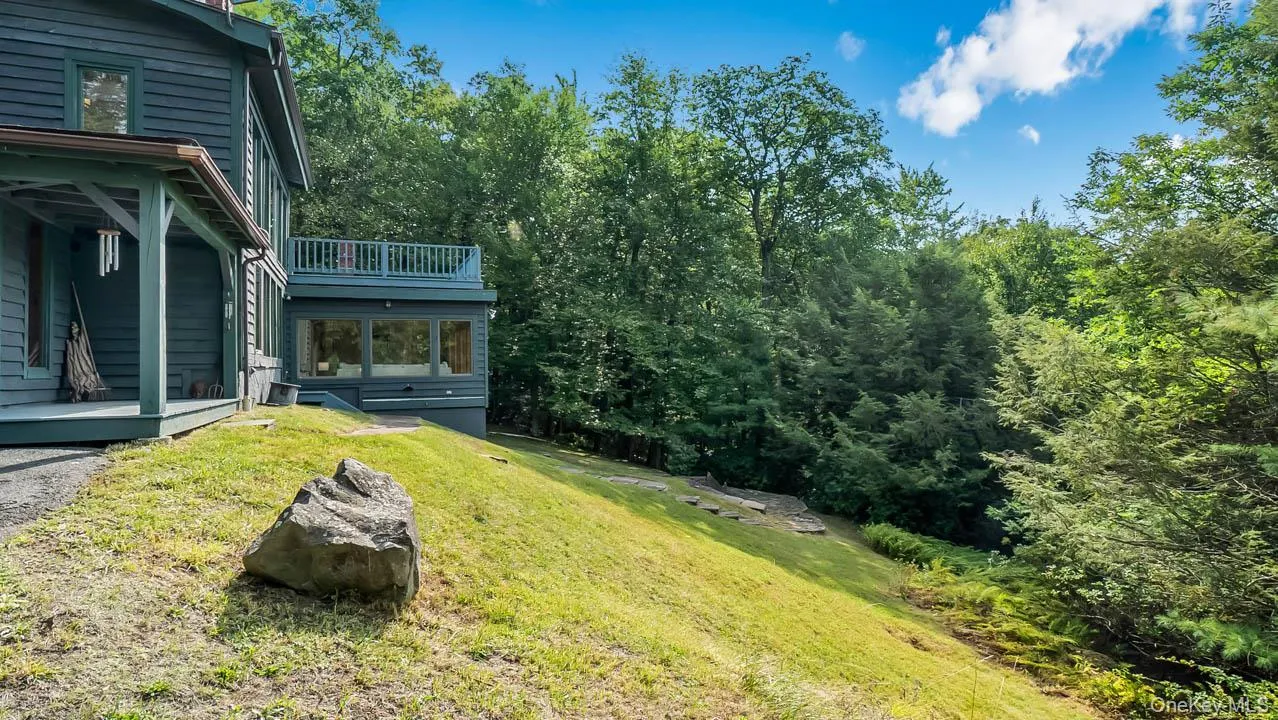 376 Abbey Road, Woodstock, NY, 2 Bedrooms Bedrooms, 5 Rooms Rooms,2 BathroomsBathrooms,Residential Lease,For Rent,Abbey,0,992519 376 Abbey Road, Woodstock, NY, 2 Bedrooms Bedrooms, 5 Rooms Rooms,2 BathroomsBathrooms,Residential Lease,For Rent,Abbey,0,992519