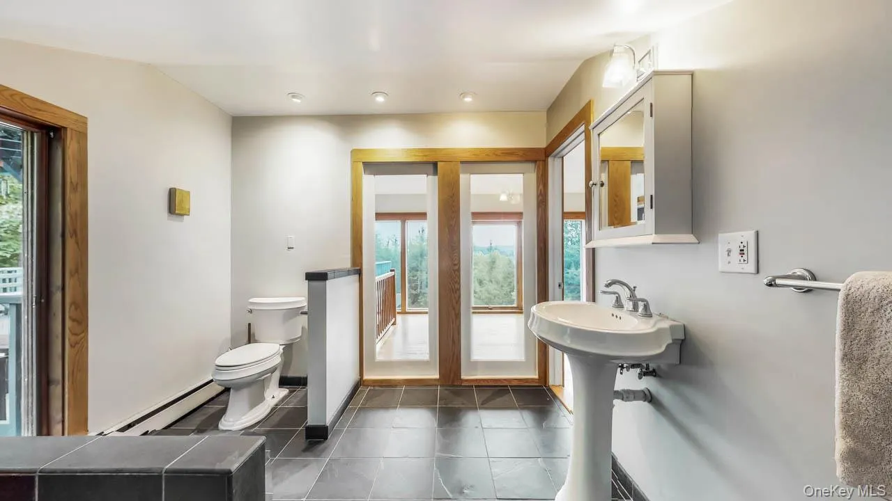 376 Abbey Road, Woodstock, NY, 2 Bedrooms Bedrooms, 5 Rooms Rooms,2 BathroomsBathrooms,Residential Lease,For Rent,Abbey,0,992519 376 Abbey Road, Woodstock, NY, 2 Bedrooms Bedrooms, 5 Rooms Rooms,2 BathroomsBathrooms,Residential Lease,For Rent,Abbey,0,992519