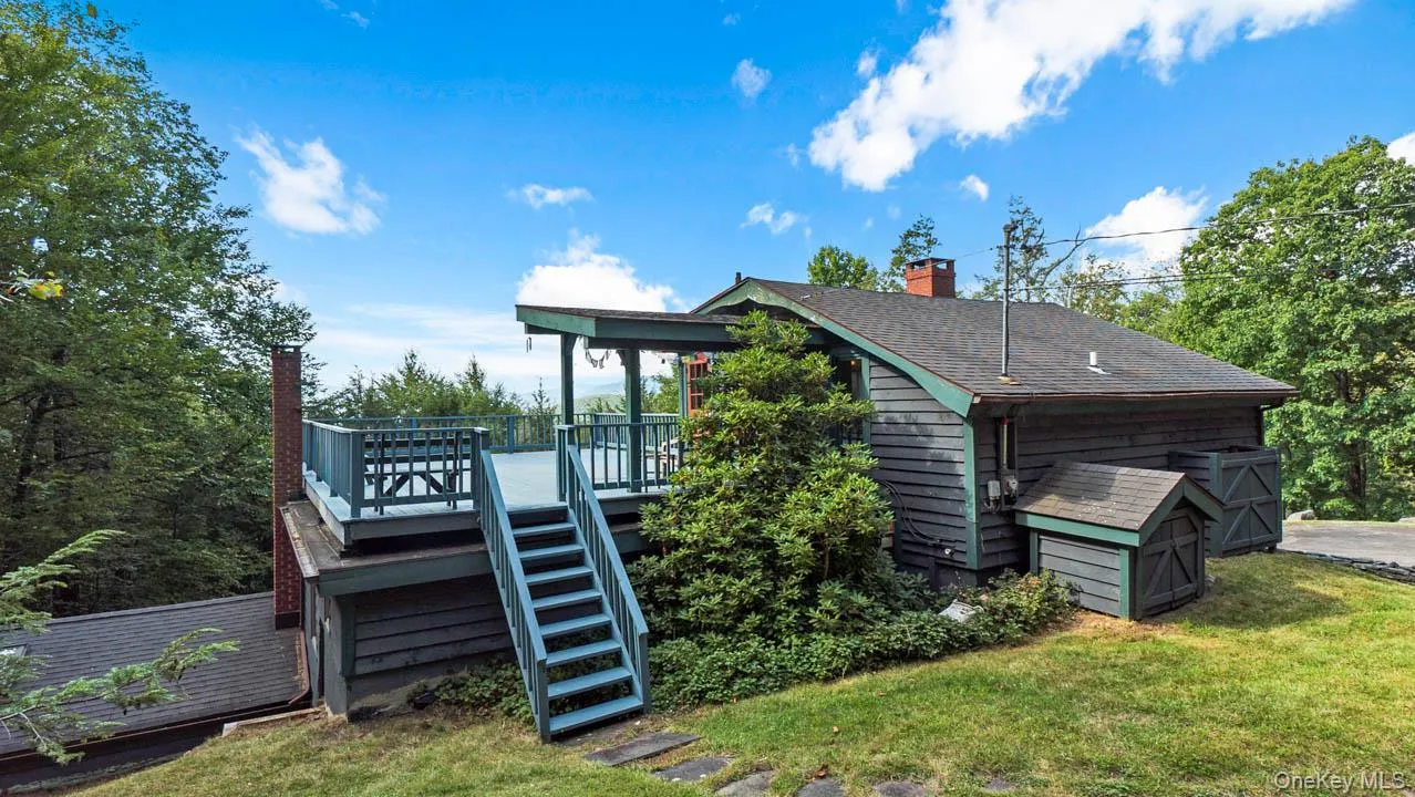 376 Abbey Road, Woodstock, NY, 2 Bedrooms Bedrooms, 5 Rooms Rooms,2 BathroomsBathrooms,Residential Lease,For Rent,Abbey,0,992519 376 Abbey Road, Woodstock, NY, 2 Bedrooms Bedrooms, 5 Rooms Rooms,2 BathroomsBathrooms,Residential Lease,For Rent,Abbey,0,992519