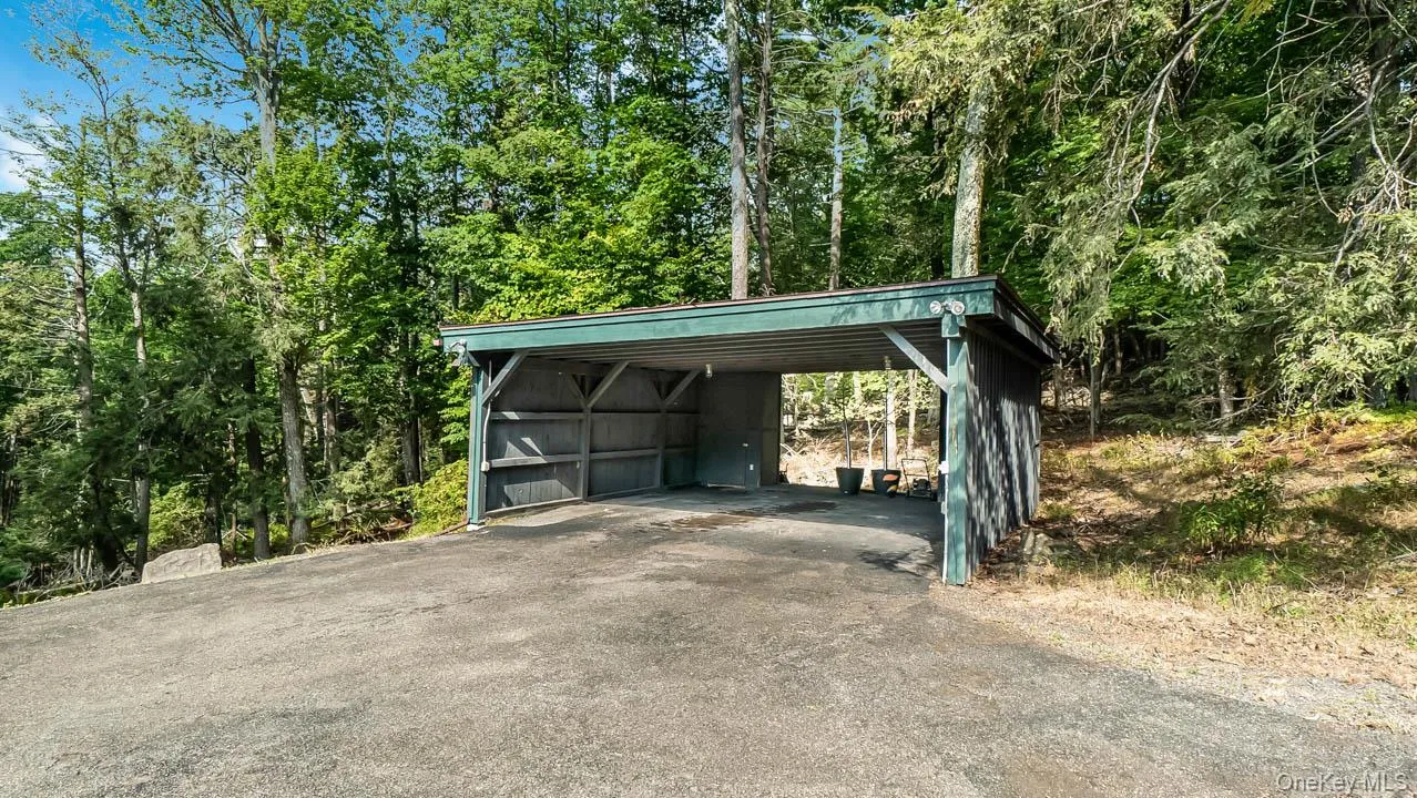 376 Abbey Road, Woodstock, NY, 2 Bedrooms Bedrooms, 5 Rooms Rooms,2 BathroomsBathrooms,Residential Lease,For Rent,Abbey,0,992519 376 Abbey Road, Woodstock, NY, 2 Bedrooms Bedrooms, 5 Rooms Rooms,2 BathroomsBathrooms,Residential Lease,For Rent,Abbey,0,992519