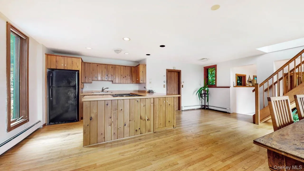 376 Abbey Road, Woodstock, NY, 2 Bedrooms Bedrooms, 5 Rooms Rooms,2 BathroomsBathrooms,Residential Lease,For Rent,Abbey,0,992519 376 Abbey Road, Woodstock, NY, 2 Bedrooms Bedrooms, 5 Rooms Rooms,2 BathroomsBathrooms,Residential Lease,For Rent,Abbey,0,992519