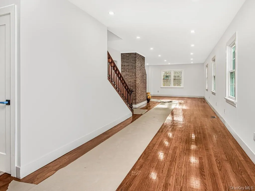 15 Lakeview Road, North Salem, NY, 5 Bedrooms Bedrooms, 11 Rooms Rooms,2 BathroomsBathrooms,Residential Lease,For Rent,Lakeview,0,992526 15 Lakeview Road, North Salem, NY, 5 Bedrooms Bedrooms, 11 Rooms Rooms,2 BathroomsBathrooms,Residential Lease,For Rent,Lakeview,0,992526