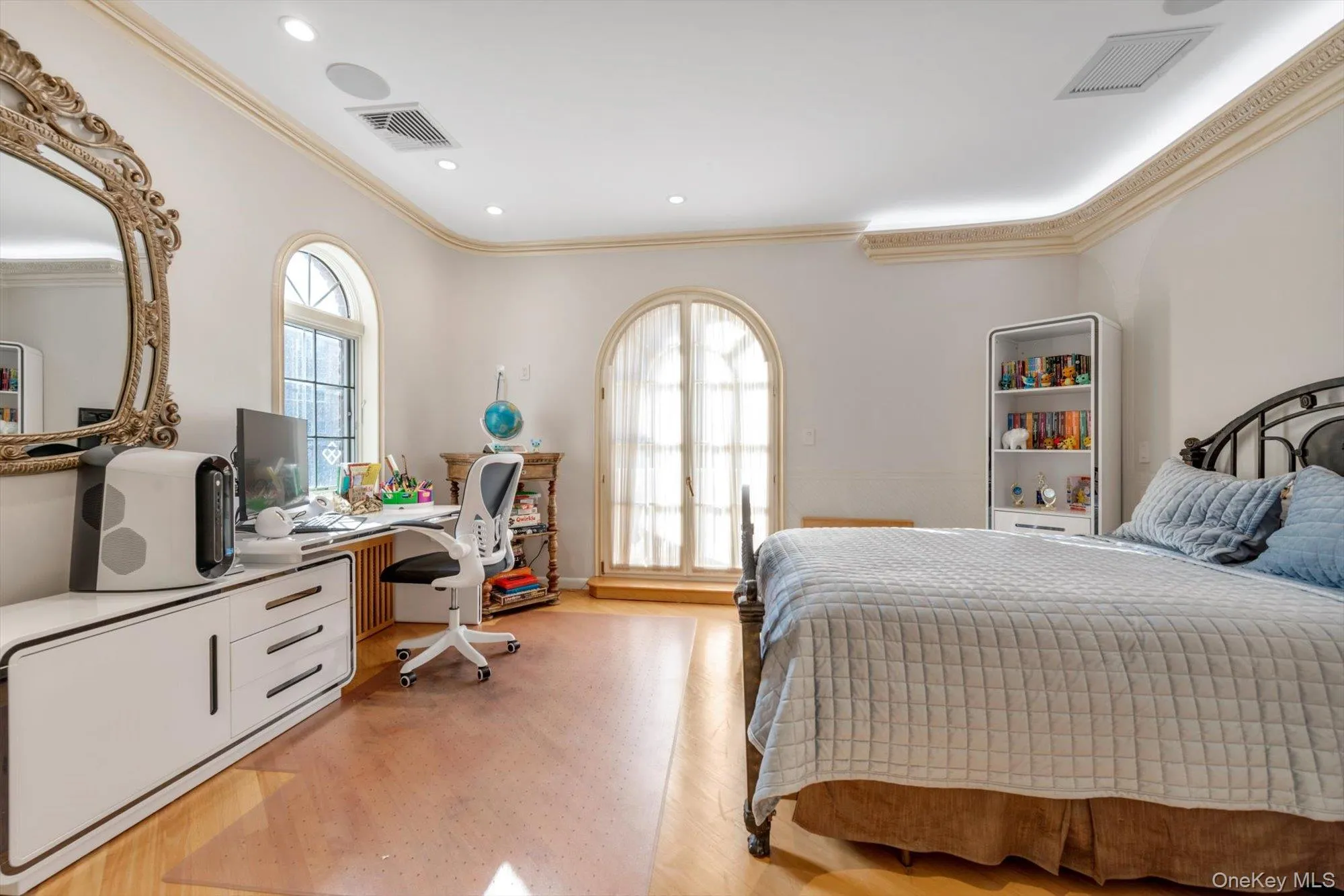 7207 112th Street, New York, NY, 4 Bedrooms Bedrooms, 9 Rooms Rooms,4 BathroomsBathrooms,Residential Sale,For Rent,112th,0,992537 7207 112th Street, New York, NY, 4 Bedrooms Bedrooms, 9 Rooms Rooms,4 BathroomsBathrooms,Residential Sale,For Rent,112th,0,992537