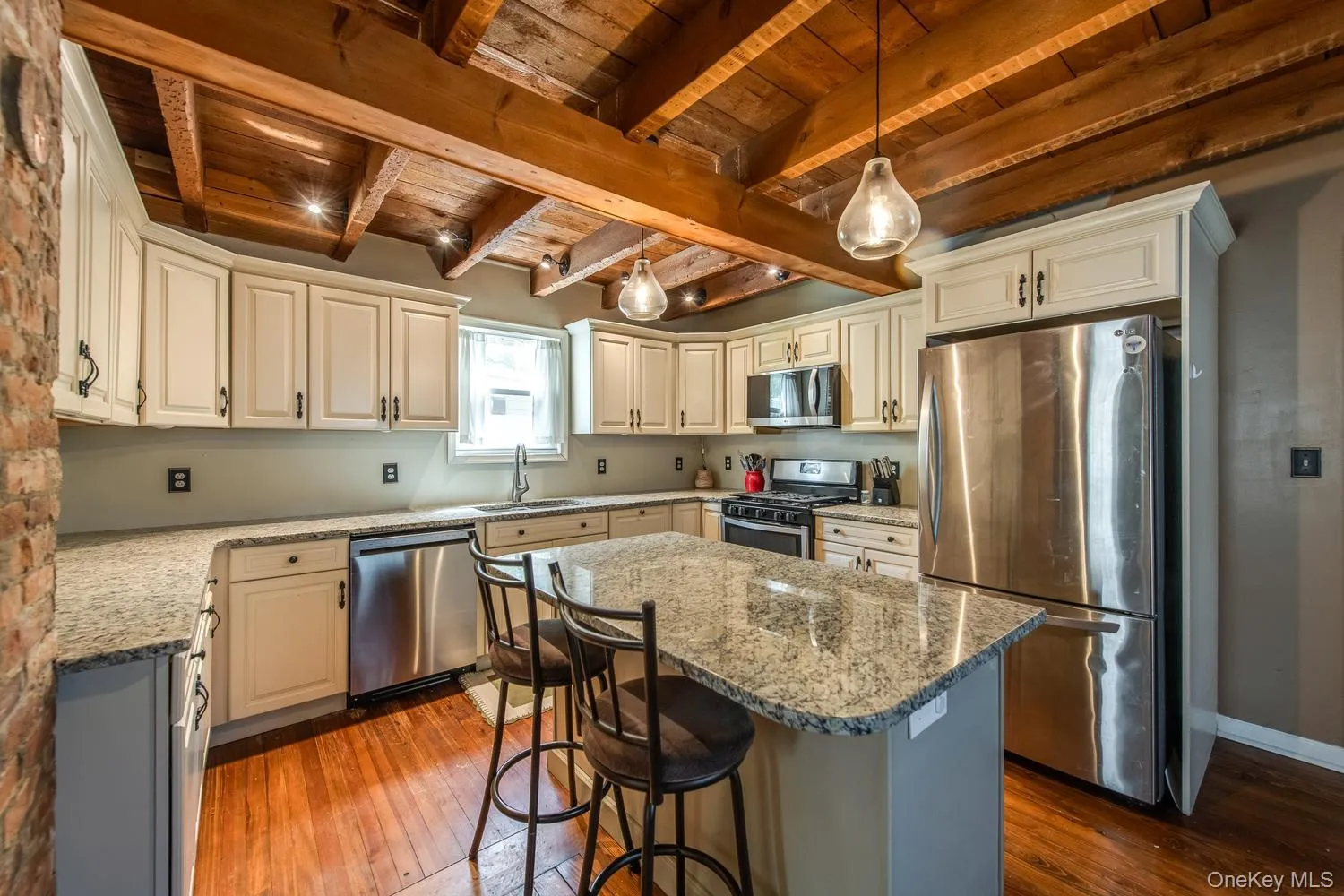 24 Market Street, Hyde Park, NY, 3 Bedrooms Bedrooms, 6 Rooms Rooms,2 BathroomsBathrooms,Residential,For Rent,Market,0,992539 24 Market Street, Hyde Park, NY, 3 Bedrooms Bedrooms, 6 Rooms Rooms,2 BathroomsBathrooms,Residential,For Rent,Market,0,992539