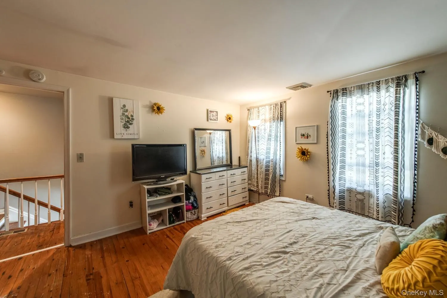 24 Market Street, Hyde Park, NY, 3 Bedrooms Bedrooms, 6 Rooms Rooms,2 BathroomsBathrooms,Residential,For Rent,Market,0,992539 24 Market Street, Hyde Park, NY, 3 Bedrooms Bedrooms, 6 Rooms Rooms,2 BathroomsBathrooms,Residential,For Rent,Market,0,992539