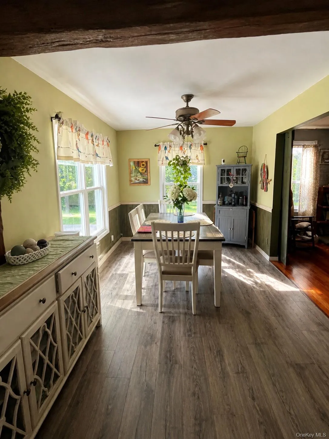 533 Montauk Highway, Southampton, New York 11978