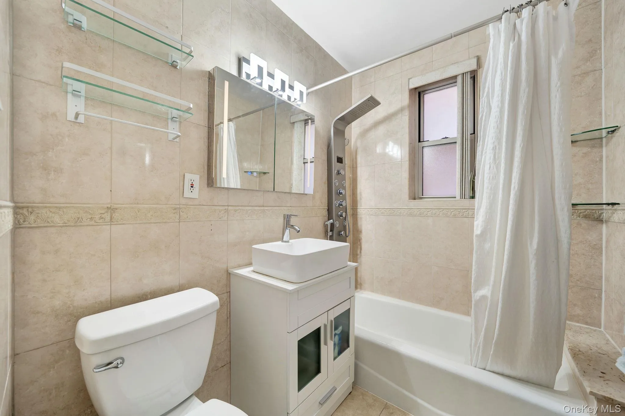 99-41 64th Avenue, New York, NY, 2 Bedrooms Bedrooms, 5 Rooms Rooms,1 BathroomBathrooms,Residential Lease,For Rent,64th,0,992549 99-41 64th Avenue, New York, NY, 2 Bedrooms Bedrooms, 5 Rooms Rooms,1 BathroomBathrooms,Residential Lease,For Rent,64th,0,992549