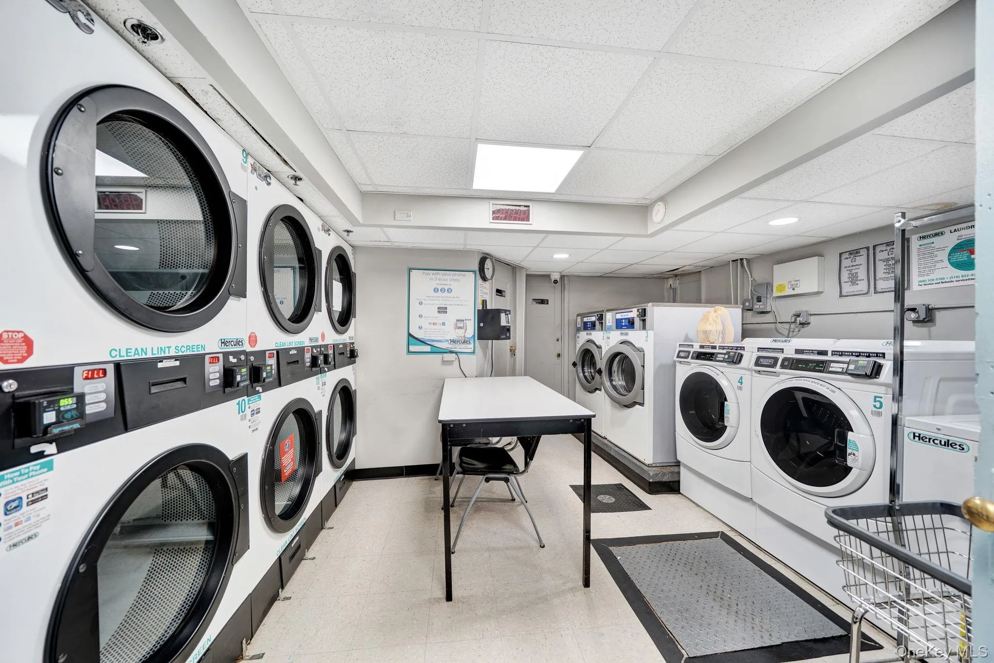 99-41 64th Avenue, New York, NY, 2 Bedrooms Bedrooms, 5 Rooms Rooms,1 BathroomBathrooms,Residential Lease,For Rent,64th,0,992549 99-41 64th Avenue, New York, NY, 2 Bedrooms Bedrooms, 5 Rooms Rooms,1 BathroomBathrooms,Residential Lease,For Rent,64th,0,992549