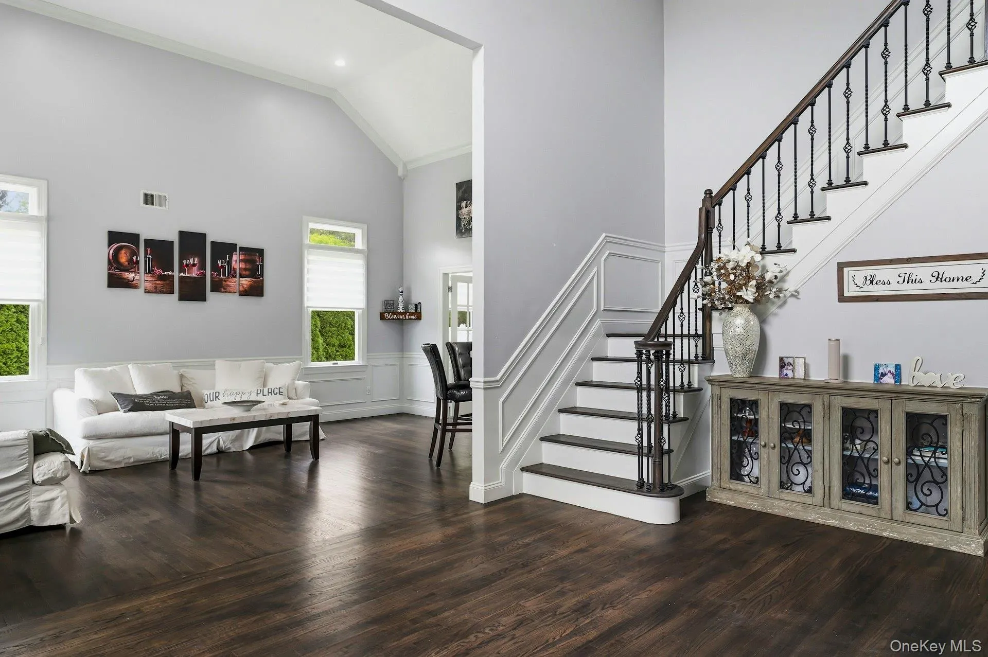 127 Elmwood Drive, Huntington, NY, 5 Bedrooms Bedrooms, 11 Rooms Rooms,3 BathroomsBathrooms,Residential,For Rent,Elmwood,0,992554 127 Elmwood Drive, Huntington, NY, 5 Bedrooms Bedrooms, 11 Rooms Rooms,3 BathroomsBathrooms,Residential,For Rent,Elmwood,0,992554