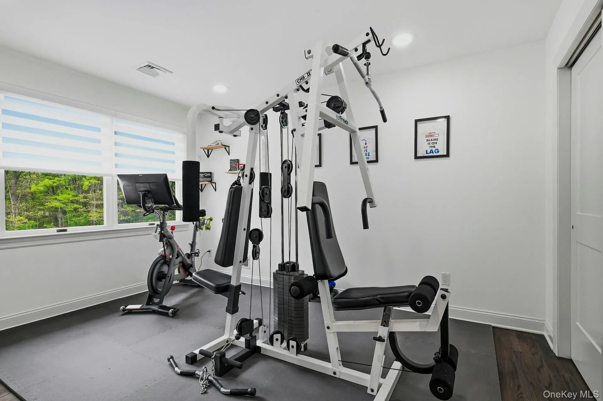 127 Elmwood Drive, Huntington, NY, 5 Bedrooms Bedrooms, 11 Rooms Rooms,3 BathroomsBathrooms,Residential,For Rent,Elmwood,0,992554 127 Elmwood Drive, Huntington, NY, 5 Bedrooms Bedrooms, 11 Rooms Rooms,3 BathroomsBathrooms,Residential,For Rent,Elmwood,0,992554