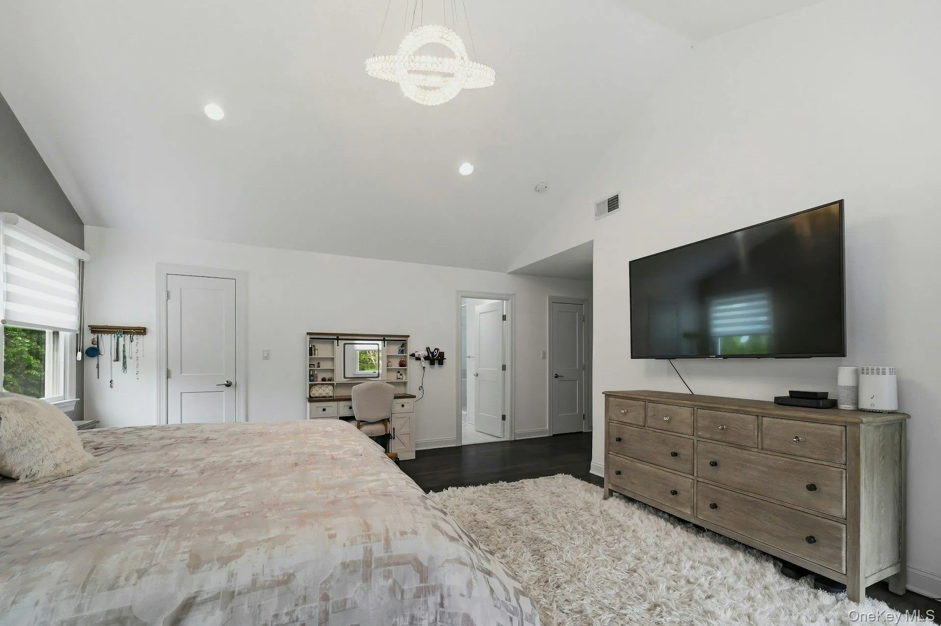 127 Elmwood Drive, Huntington, NY, 5 Bedrooms Bedrooms, 11 Rooms Rooms,3 BathroomsBathrooms,Residential,For Rent,Elmwood,0,992554 127 Elmwood Drive, Huntington, NY, 5 Bedrooms Bedrooms, 11 Rooms Rooms,3 BathroomsBathrooms,Residential,For Rent,Elmwood,0,992554