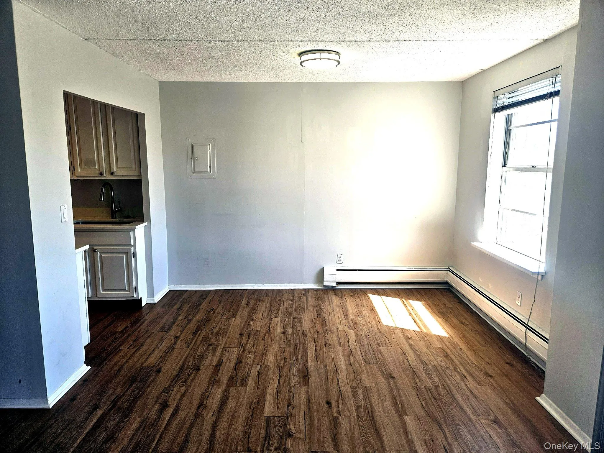 35 Park Avenue, Ramapo, NY, 1 Bedroom Bedrooms, 4 Rooms Rooms,1 BathroomBathrooms,Residential Lease,For Rent,Park,0,992558 35 Park Avenue, Ramapo, NY, 1 Bedroom Bedrooms, 4 Rooms Rooms,1 BathroomBathrooms,Residential Lease,For Rent,Park,0,992558