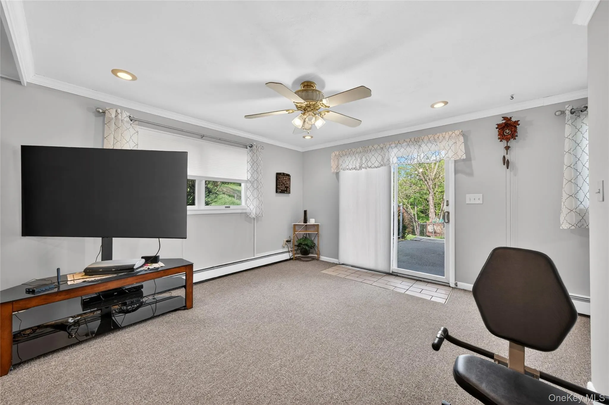 6 Pine Hill Road, Blooming Grove, NY, 3 Bedrooms Bedrooms, 8 Rooms Rooms,2 BathroomsBathrooms,Residential,For Rent,Pine Hill,0,992570 6 Pine Hill Road, Blooming Grove, NY, 3 Bedrooms Bedrooms, 8 Rooms Rooms,2 BathroomsBathrooms,Residential,For Rent,Pine Hill,0,992570