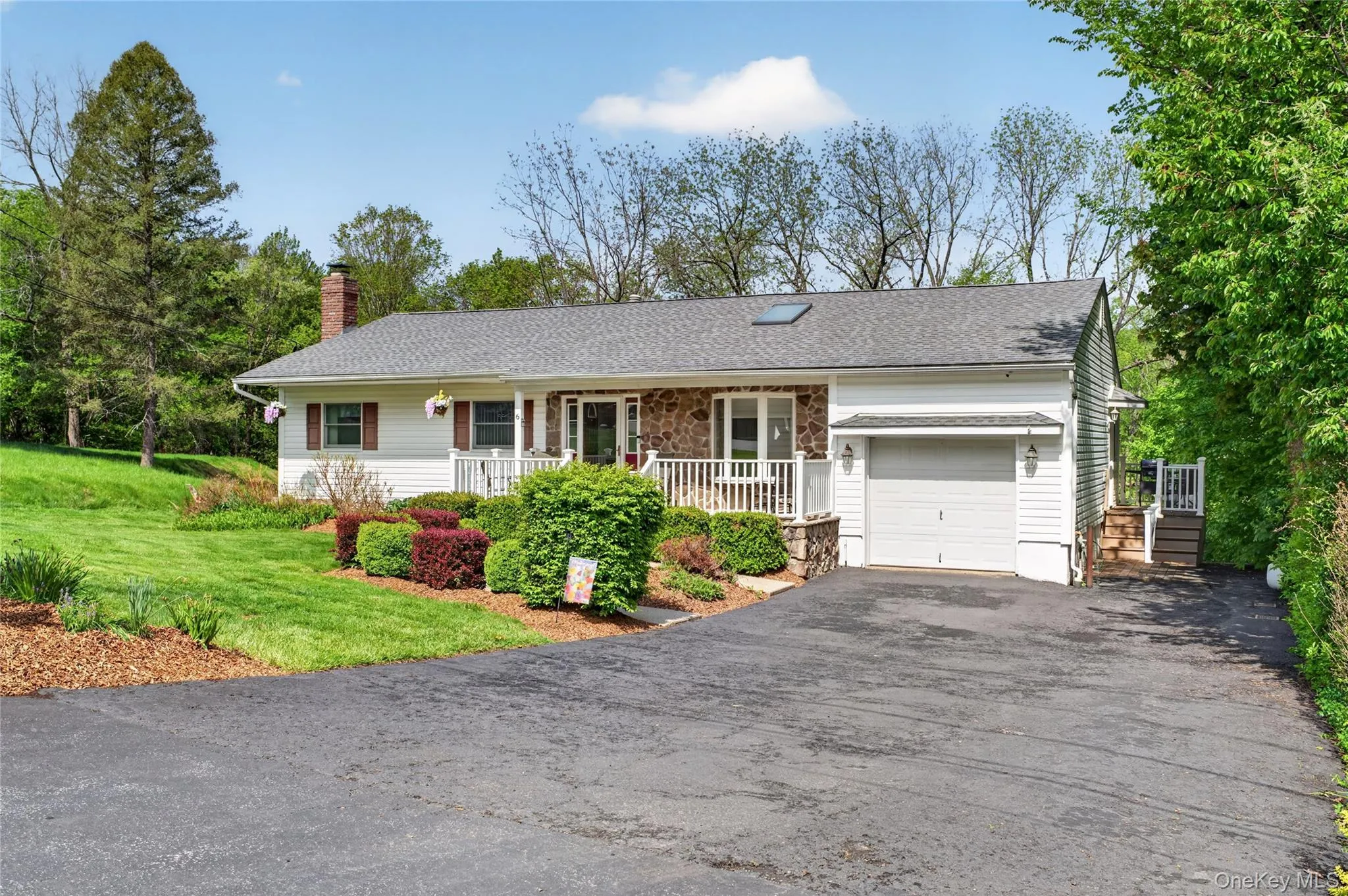 6 Pine Hill Road, Blooming Grove, NY, 3 Bedrooms Bedrooms, 8 Rooms Rooms,2 BathroomsBathrooms,Residential,For Rent,Pine Hill,0,992570 6 Pine Hill Road, Blooming Grove, NY, 3 Bedrooms Bedrooms, 8 Rooms Rooms,2 BathroomsBathrooms,Residential,For Rent,Pine Hill,0,992570
