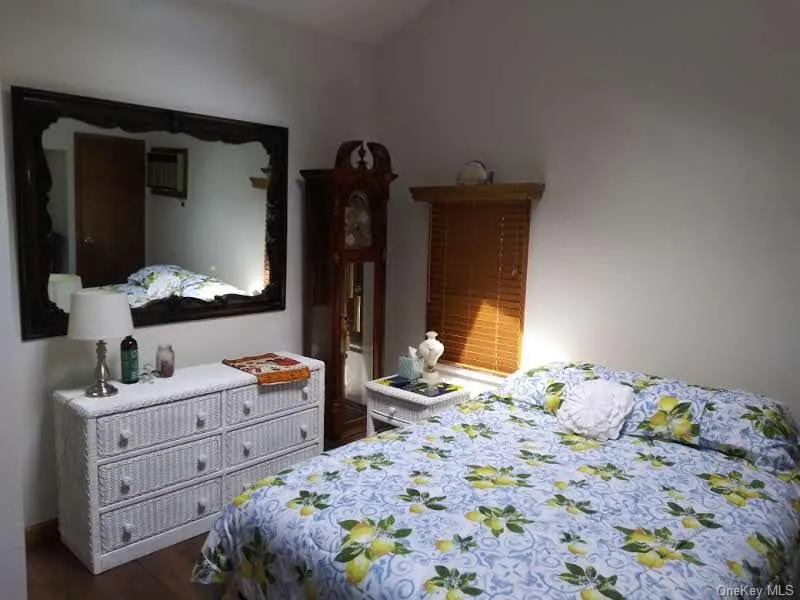 17 Kyle Road, Southampton, NY, 3 Bedrooms Bedrooms, 8 Rooms Rooms,2 BathroomsBathrooms,Residential Lease,For Rent,Kyle,0,992576 17 Kyle Road, Southampton, NY, 3 Bedrooms Bedrooms, 8 Rooms Rooms,2 BathroomsBathrooms,Residential Lease,For Rent,Kyle,0,992576