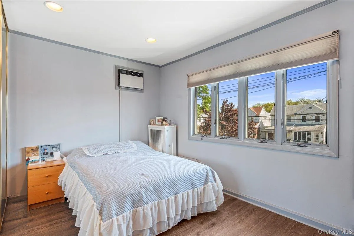 1720 37th Street, New York, NY, 2 Bedrooms Bedrooms, 6 Rooms Rooms,2 BathroomsBathrooms,Residential,For Rent,37th,0,992583 1720 37th Street, New York, NY, 2 Bedrooms Bedrooms, 6 Rooms Rooms,2 BathroomsBathrooms,Residential,For Rent,37th,0,992583