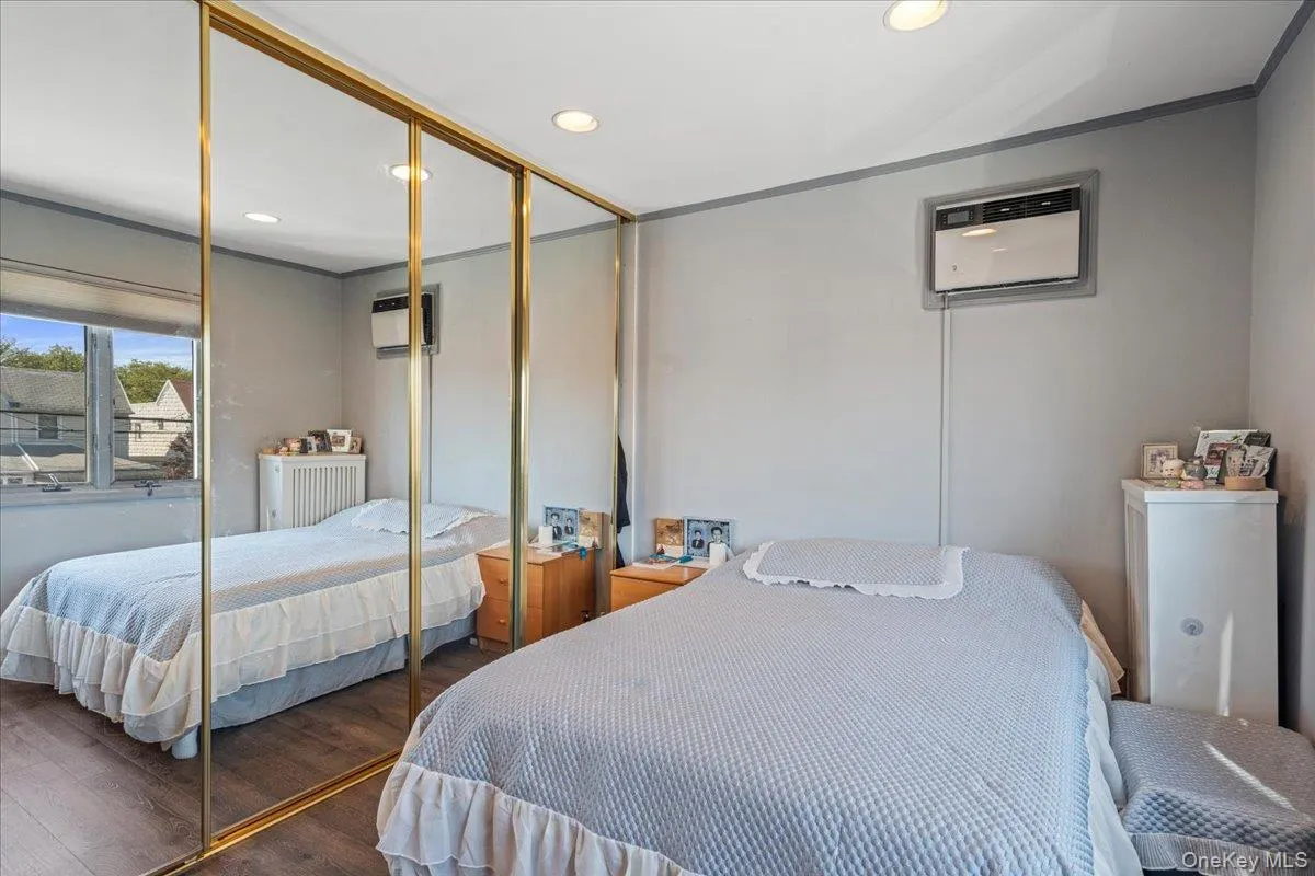 1720 37th Street, New York, NY, 2 Bedrooms Bedrooms, 6 Rooms Rooms,2 BathroomsBathrooms,Residential,For Rent,37th,0,992583 1720 37th Street, New York, NY, 2 Bedrooms Bedrooms, 6 Rooms Rooms,2 BathroomsBathrooms,Residential,For Rent,37th,0,992583
