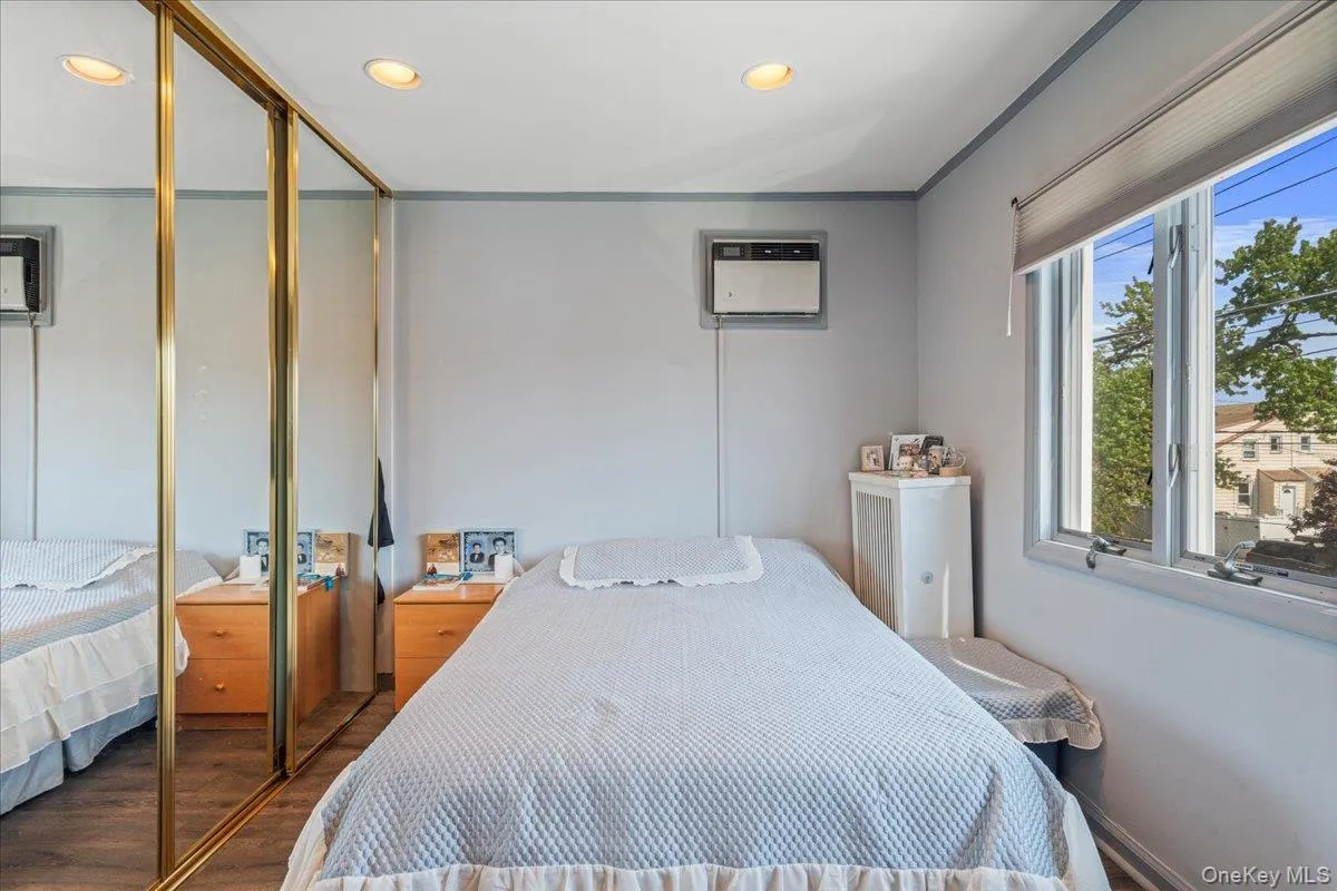 1720 37th Street, New York, NY, 2 Bedrooms Bedrooms, 6 Rooms Rooms,2 BathroomsBathrooms,Residential,For Rent,37th,0,992583 1720 37th Street, New York, NY, 2 Bedrooms Bedrooms, 6 Rooms Rooms,2 BathroomsBathrooms,Residential,For Rent,37th,0,992583
