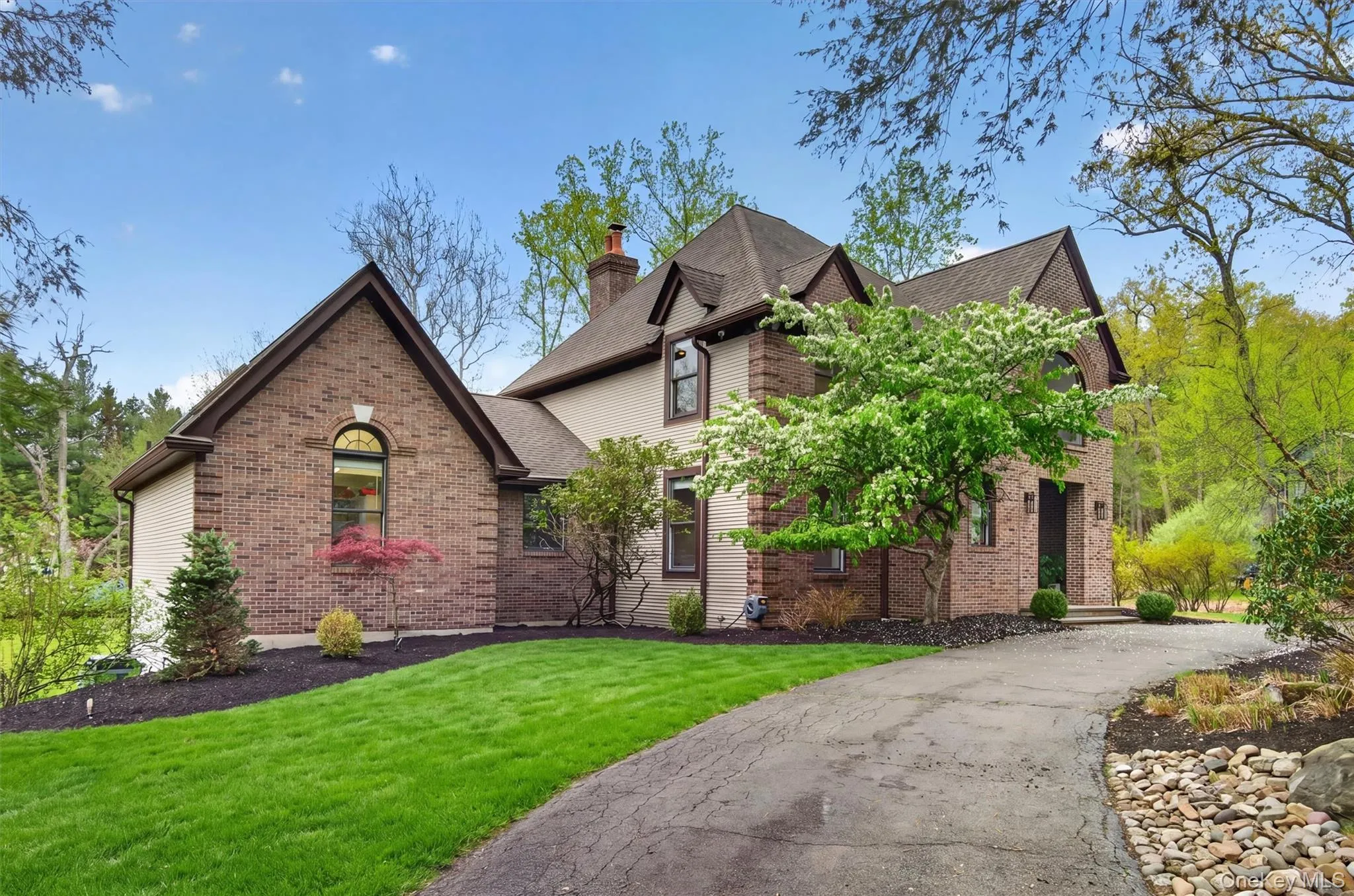 237 South Mountain Road, Clarkstown, NY, 5 Bedrooms Bedrooms, 18 Rooms Rooms,3 BathroomsBathrooms,Residential,For Rent,South Mountain,0,992585 237 South Mountain Road, Clarkstown, NY, 5 Bedrooms Bedrooms, 18 Rooms Rooms,3 BathroomsBathrooms,Residential,For Rent,South Mountain,0,992585