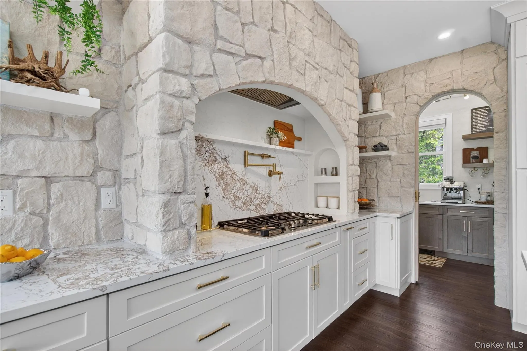 237 South Mountain Road, Clarkstown, NY, 5 Bedrooms Bedrooms, 18 Rooms Rooms,3 BathroomsBathrooms,Residential,For Rent,South Mountain,0,992585 237 South Mountain Road, Clarkstown, NY, 5 Bedrooms Bedrooms, 18 Rooms Rooms,3 BathroomsBathrooms,Residential,For Rent,South Mountain,0,992585