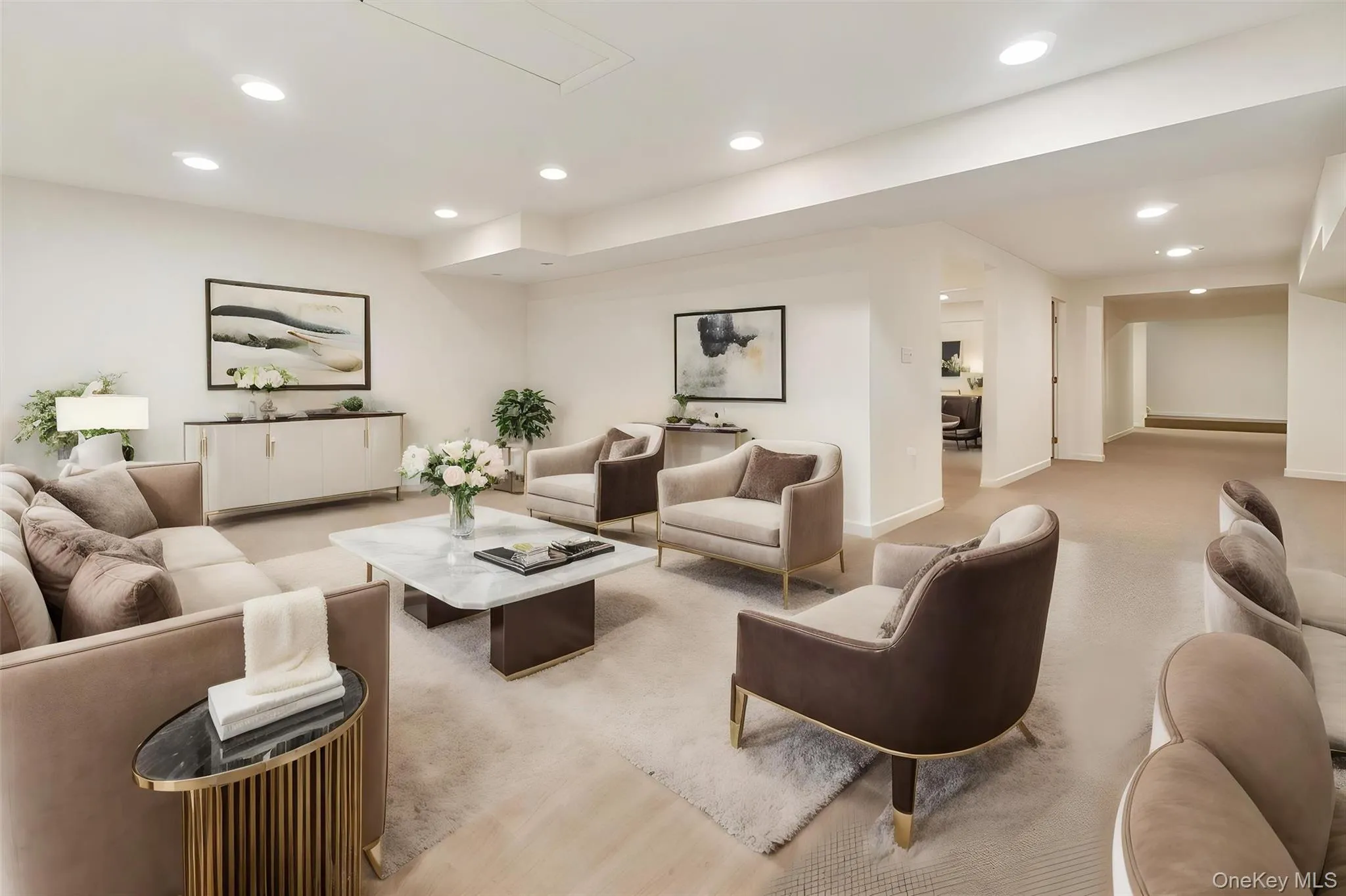 Virtually staged, over 1400sf additional living space, walk out Virtually staged, over 1400sf additional living space, walk out