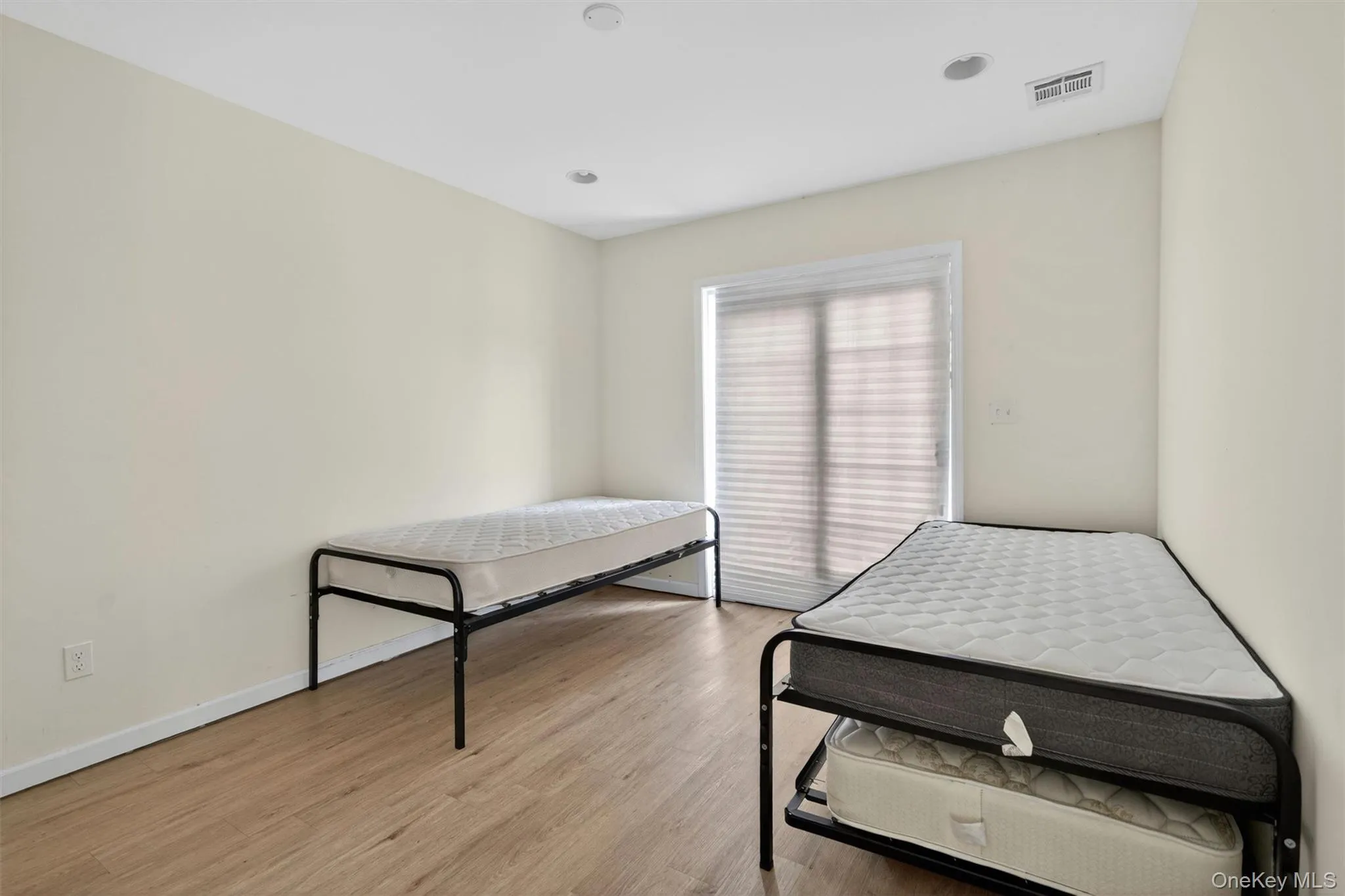 27 Estate Court Court, Bethel, NY, 4 Bedrooms Bedrooms, 6 Rooms Rooms,4 BathroomsBathrooms,Residential Sale,For Rent,Estate Court,0,992587 27 Estate Court Court, Bethel, NY, 4 Bedrooms Bedrooms, 6 Rooms Rooms,4 BathroomsBathrooms,Residential Sale,For Rent,Estate Court,0,992587