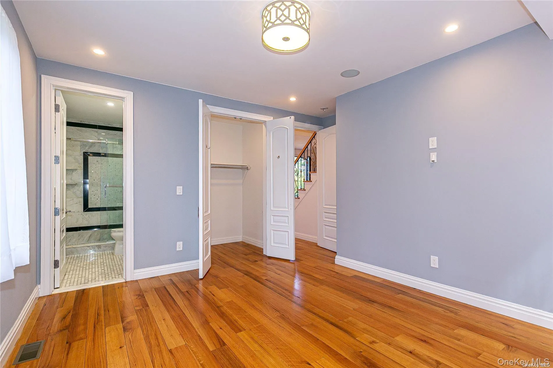 2 Avalon Road, North Hempstead, NY, 4 Bedrooms Bedrooms, 9 Rooms Rooms,4 BathroomsBathrooms,Residential Lease,For Rent,Avalon,0,992588 2 Avalon Road, North Hempstead, NY, 4 Bedrooms Bedrooms, 9 Rooms Rooms,4 BathroomsBathrooms,Residential Lease,For Rent,Avalon,0,992588