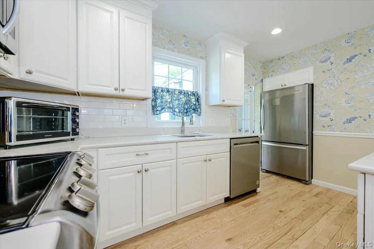 427 Westminster Road, Hempstead, NY, 3 Bedrooms Bedrooms, 7 Rooms Rooms,2 BathroomsBathrooms,Residential,For Rent,Westminster,0,992589 427 Westminster Road, Hempstead, NY, 3 Bedrooms Bedrooms, 7 Rooms Rooms,2 BathroomsBathrooms,Residential,For Rent,Westminster,0,992589