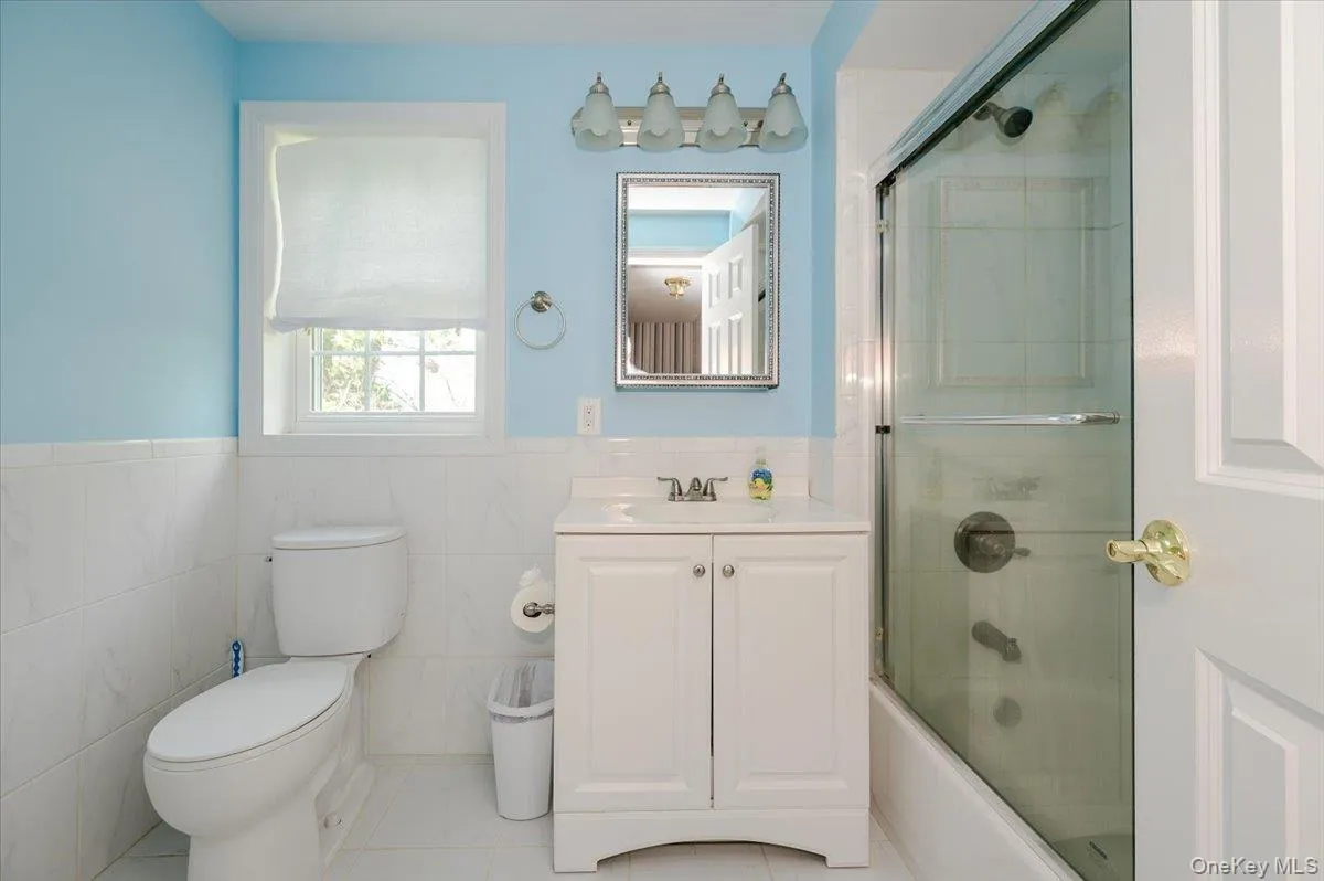 427 Westminster Road, Hempstead, NY, 3 Bedrooms Bedrooms, 7 Rooms Rooms,2 BathroomsBathrooms,Residential,For Rent,Westminster,0,992589 427 Westminster Road, Hempstead, NY, 3 Bedrooms Bedrooms, 7 Rooms Rooms,2 BathroomsBathrooms,Residential,For Rent,Westminster,0,992589