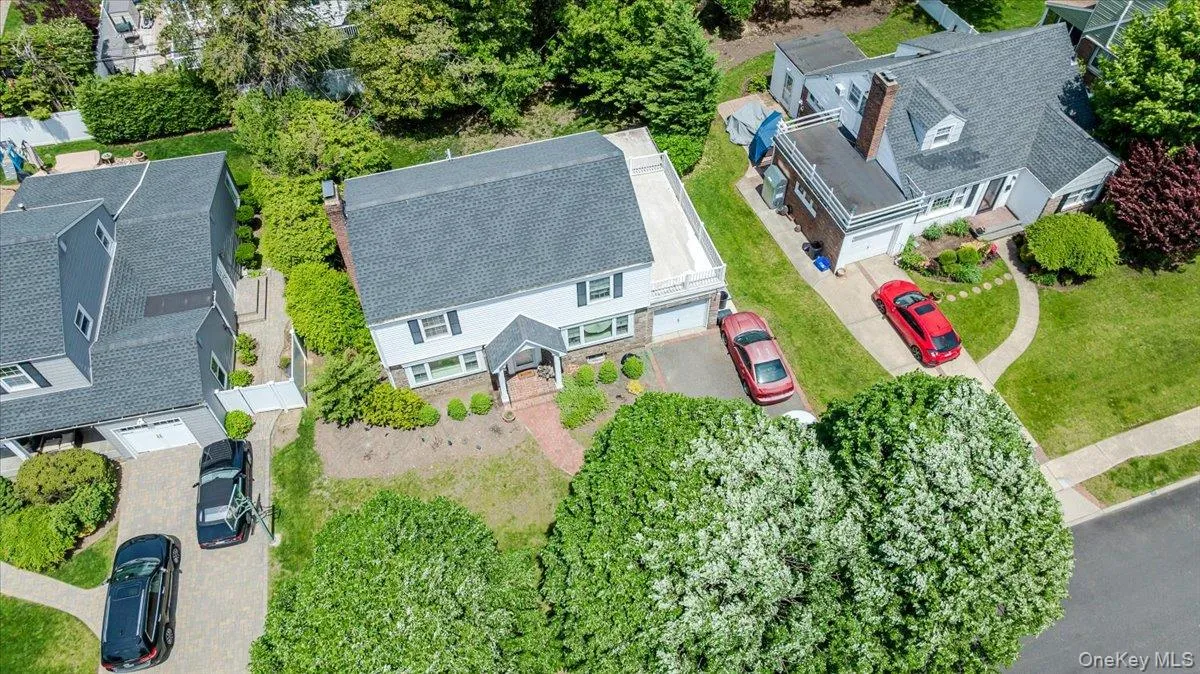 427 Westminster Road, Hempstead, NY, 3 Bedrooms Bedrooms, 7 Rooms Rooms,2 BathroomsBathrooms,Residential,For Rent,Westminster,0,992589 427 Westminster Road, Hempstead, NY, 3 Bedrooms Bedrooms, 7 Rooms Rooms,2 BathroomsBathrooms,Residential,For Rent,Westminster,0,992589