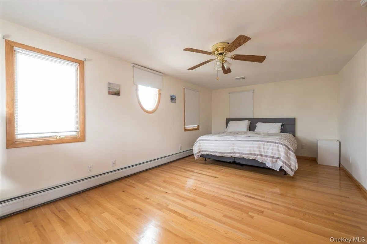 76 Coronado Street, Hempstead, NY, 4 Bedrooms Bedrooms, 7 Rooms Rooms,3 BathroomsBathrooms,Residential Lease,For Rent,Coronado,0,992590 76 Coronado Street, Hempstead, NY, 4 Bedrooms Bedrooms, 7 Rooms Rooms,3 BathroomsBathrooms,Residential Lease,For Rent,Coronado,0,992590