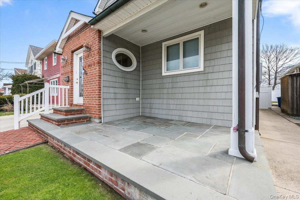 76 Coronado Street, Hempstead, NY, 4 Bedrooms Bedrooms, 7 Rooms Rooms,3 BathroomsBathrooms,Residential Lease,For Rent,Coronado,0,992590 76 Coronado Street, Hempstead, NY, 4 Bedrooms Bedrooms, 7 Rooms Rooms,3 BathroomsBathrooms,Residential Lease,For Rent,Coronado,0,992590