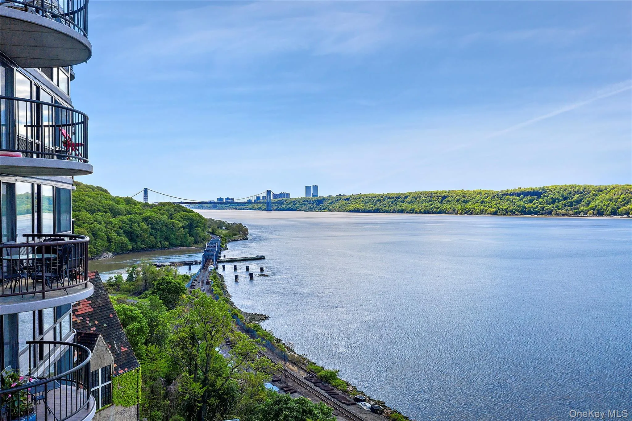 2521 Palisade Avenue, New York, NY, 2 Bedrooms Bedrooms, 4 Rooms Rooms,2 BathroomsBathrooms,Residential Lease,For Rent,Palisade,0,992591 2521 Palisade Avenue, New York, NY, 2 Bedrooms Bedrooms, 4 Rooms Rooms,2 BathroomsBathrooms,Residential Lease,For Rent,Palisade,0,992591
