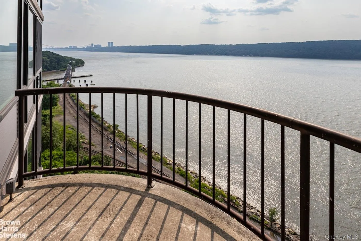 2521 Palisade Avenue, New York, NY, 2 Bedrooms Bedrooms, 4 Rooms Rooms,2 BathroomsBathrooms,Residential Lease,For Rent,Palisade,0,992591 2521 Palisade Avenue, New York, NY, 2 Bedrooms Bedrooms, 4 Rooms Rooms,2 BathroomsBathrooms,Residential Lease,For Rent,Palisade,0,992591