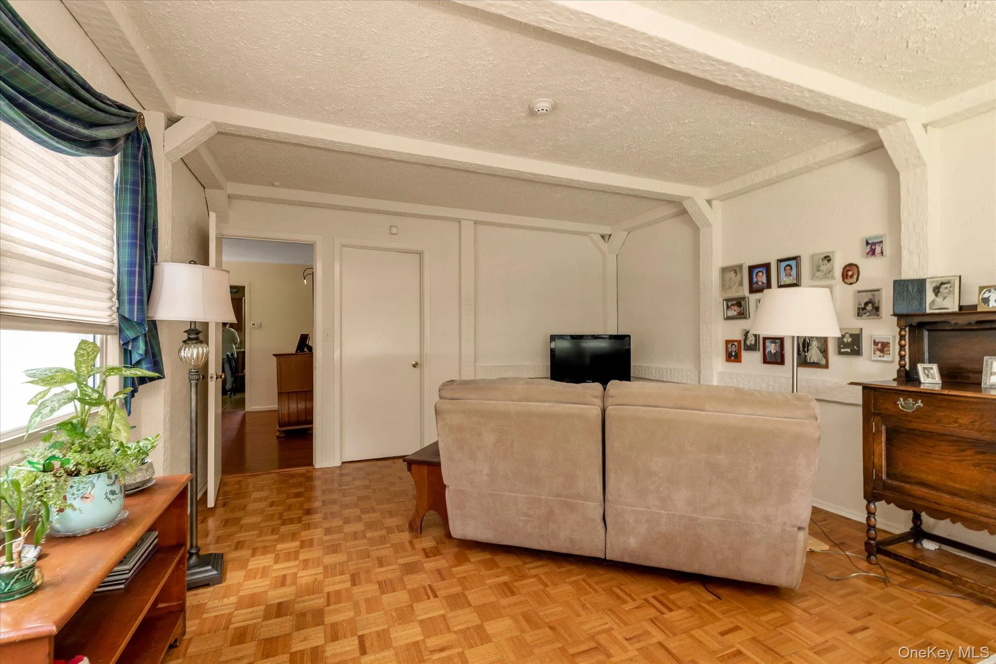 148 Princeton Street, North Hempstead, NY, 3 Bedrooms Bedrooms, 6 Rooms Rooms,1 BathroomBathrooms,Residential,For Rent,Princeton,0,992598 148 Princeton Street, North Hempstead, NY, 3 Bedrooms Bedrooms, 6 Rooms Rooms,1 BathroomBathrooms,Residential,For Rent,Princeton,0,992598