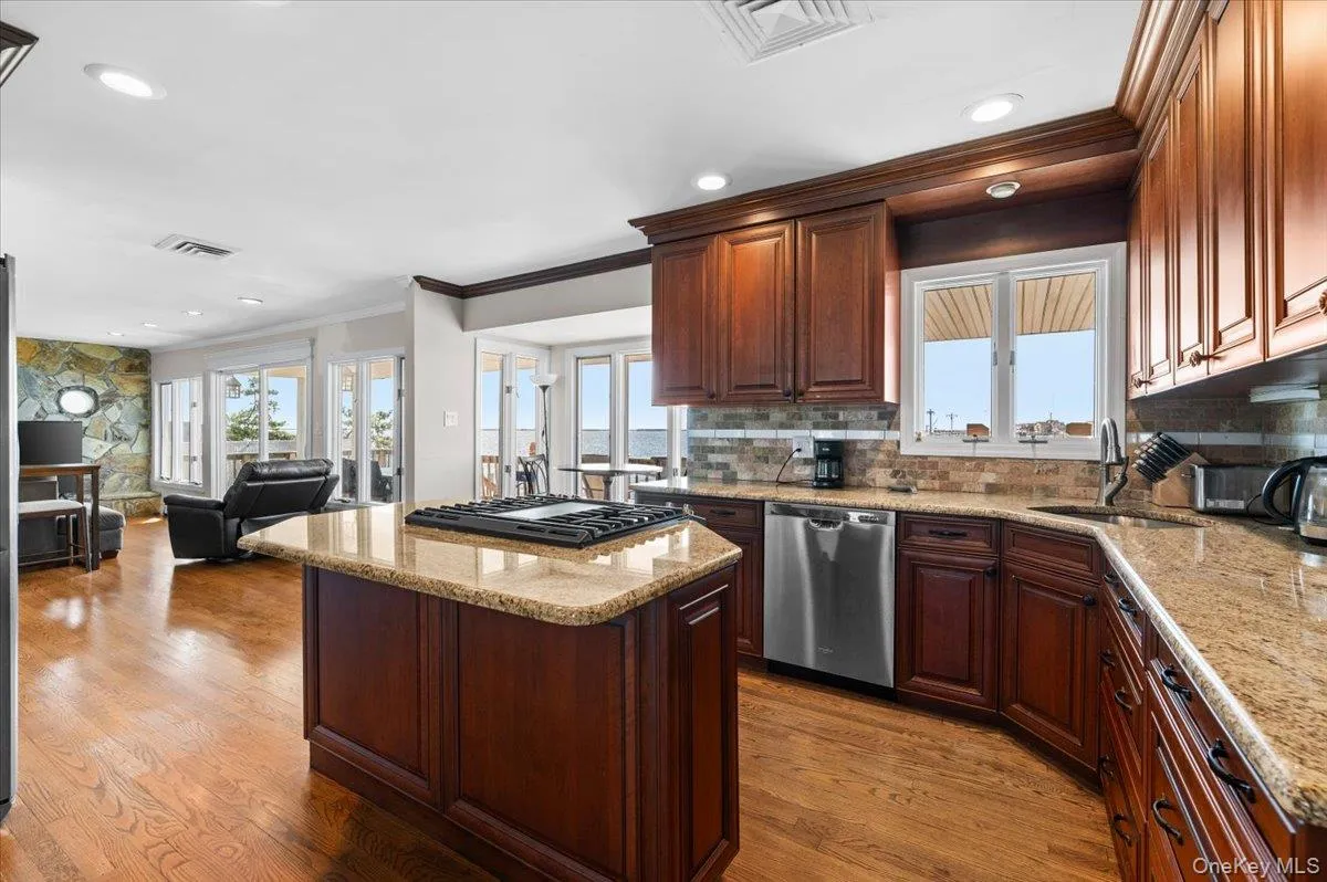 160 Sequams Lane, Islip, NY, 5 Bedrooms Bedrooms, 10 Rooms Rooms,3 BathroomsBathrooms,Residential,For Rent,Sequams,0,992605 160 Sequams Lane, Islip, NY, 5 Bedrooms Bedrooms, 10 Rooms Rooms,3 BathroomsBathrooms,Residential,For Rent,Sequams,0,992605