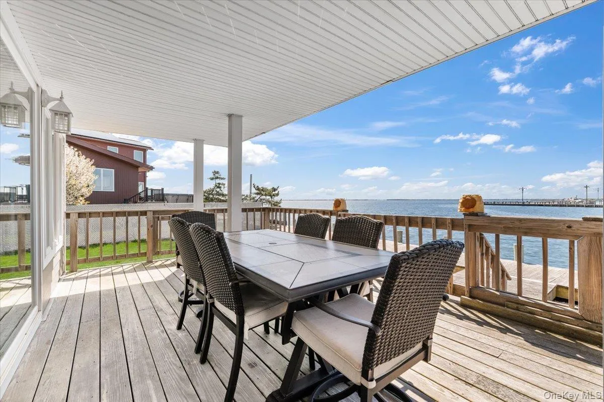160 Sequams Lane, Islip, NY, 5 Bedrooms Bedrooms, 10 Rooms Rooms,3 BathroomsBathrooms,Residential,For Rent,Sequams,0,992605 160 Sequams Lane, Islip, NY, 5 Bedrooms Bedrooms, 10 Rooms Rooms,3 BathroomsBathrooms,Residential,For Rent,Sequams,0,992605