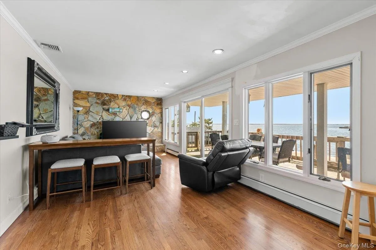 160 Sequams Lane, Islip, NY, 5 Bedrooms Bedrooms, 10 Rooms Rooms,3 BathroomsBathrooms,Residential,For Rent,Sequams,0,992605 160 Sequams Lane, Islip, NY, 5 Bedrooms Bedrooms, 10 Rooms Rooms,3 BathroomsBathrooms,Residential,For Rent,Sequams,0,992605