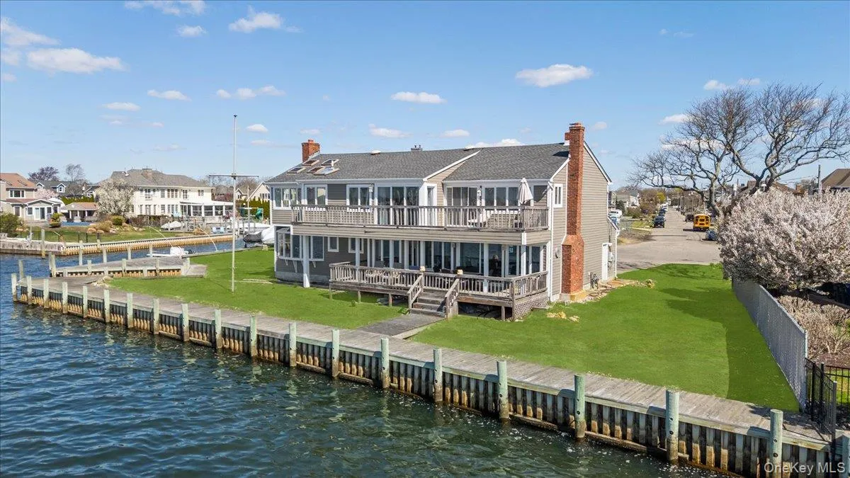 160 Sequams Lane, Islip, NY, 5 Bedrooms Bedrooms, 10 Rooms Rooms,3 BathroomsBathrooms,Residential,For Rent,Sequams,0,992605 160 Sequams Lane, Islip, NY, 5 Bedrooms Bedrooms, 10 Rooms Rooms,3 BathroomsBathrooms,Residential,For Rent,Sequams,0,992605