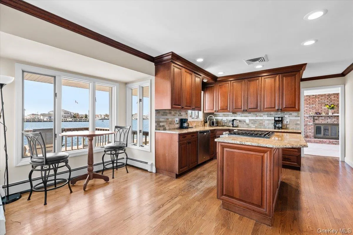 160 Sequams Lane, Islip, NY, 5 Bedrooms Bedrooms, 10 Rooms Rooms,3 BathroomsBathrooms,Residential,For Rent,Sequams,0,992605 160 Sequams Lane, Islip, NY, 5 Bedrooms Bedrooms, 10 Rooms Rooms,3 BathroomsBathrooms,Residential,For Rent,Sequams,0,992605