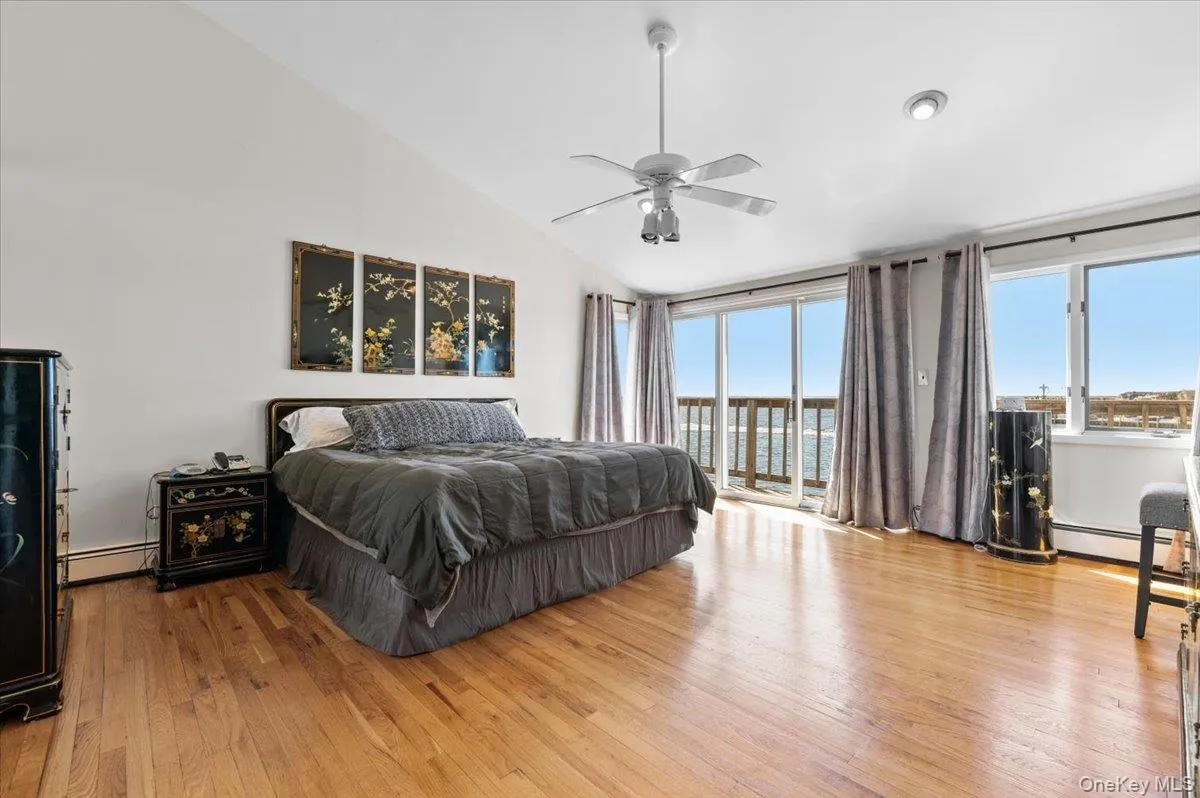 160 Sequams Lane, Islip, NY, 5 Bedrooms Bedrooms, 10 Rooms Rooms,3 BathroomsBathrooms,Residential,For Rent,Sequams,0,992605 160 Sequams Lane, Islip, NY, 5 Bedrooms Bedrooms, 10 Rooms Rooms,3 BathroomsBathrooms,Residential,For Rent,Sequams,0,992605