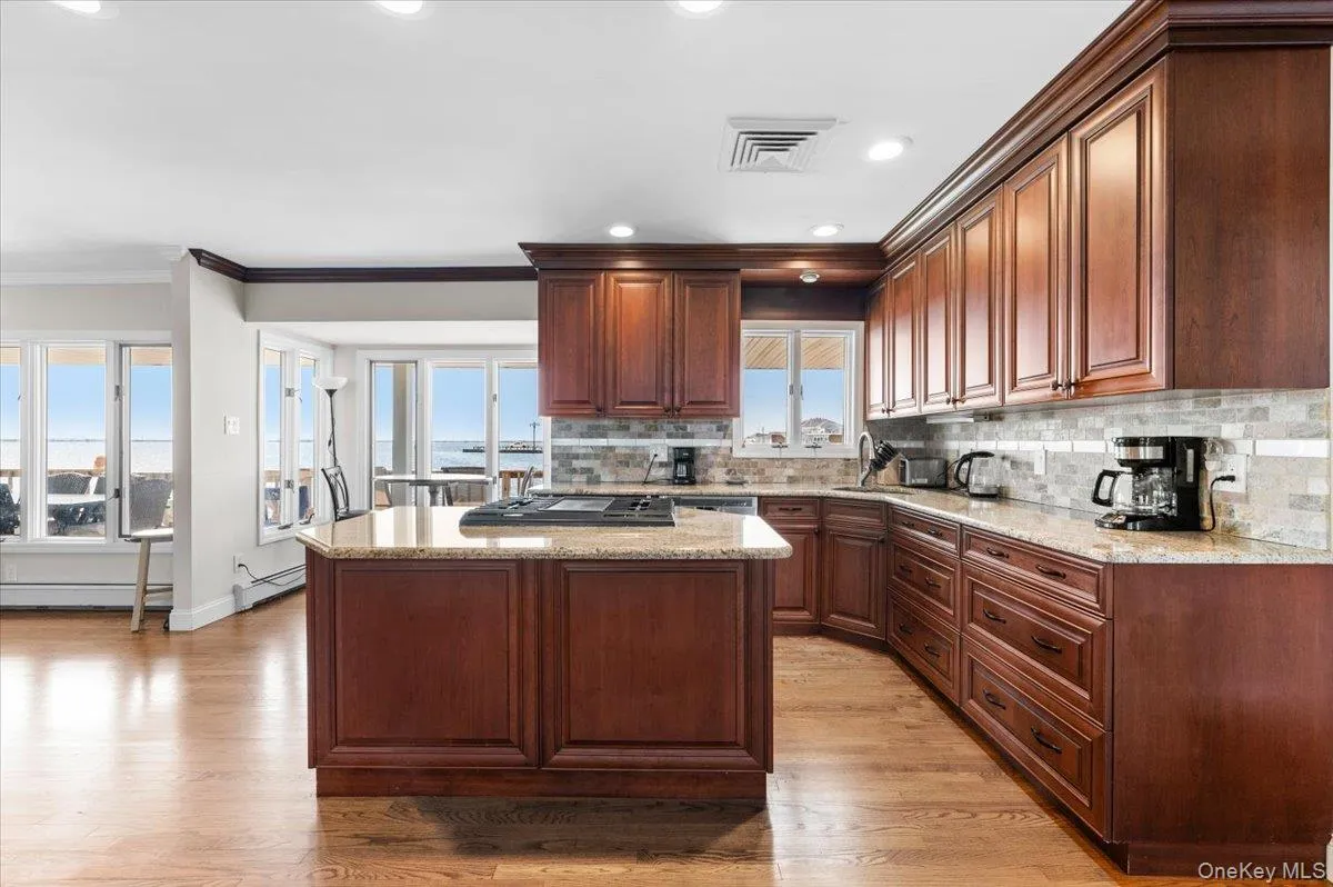 160 Sequams Lane, Islip, NY, 5 Bedrooms Bedrooms, 10 Rooms Rooms,3 BathroomsBathrooms,Residential,For Rent,Sequams,0,992605 160 Sequams Lane, Islip, NY, 5 Bedrooms Bedrooms, 10 Rooms Rooms,3 BathroomsBathrooms,Residential,For Rent,Sequams,0,992605
